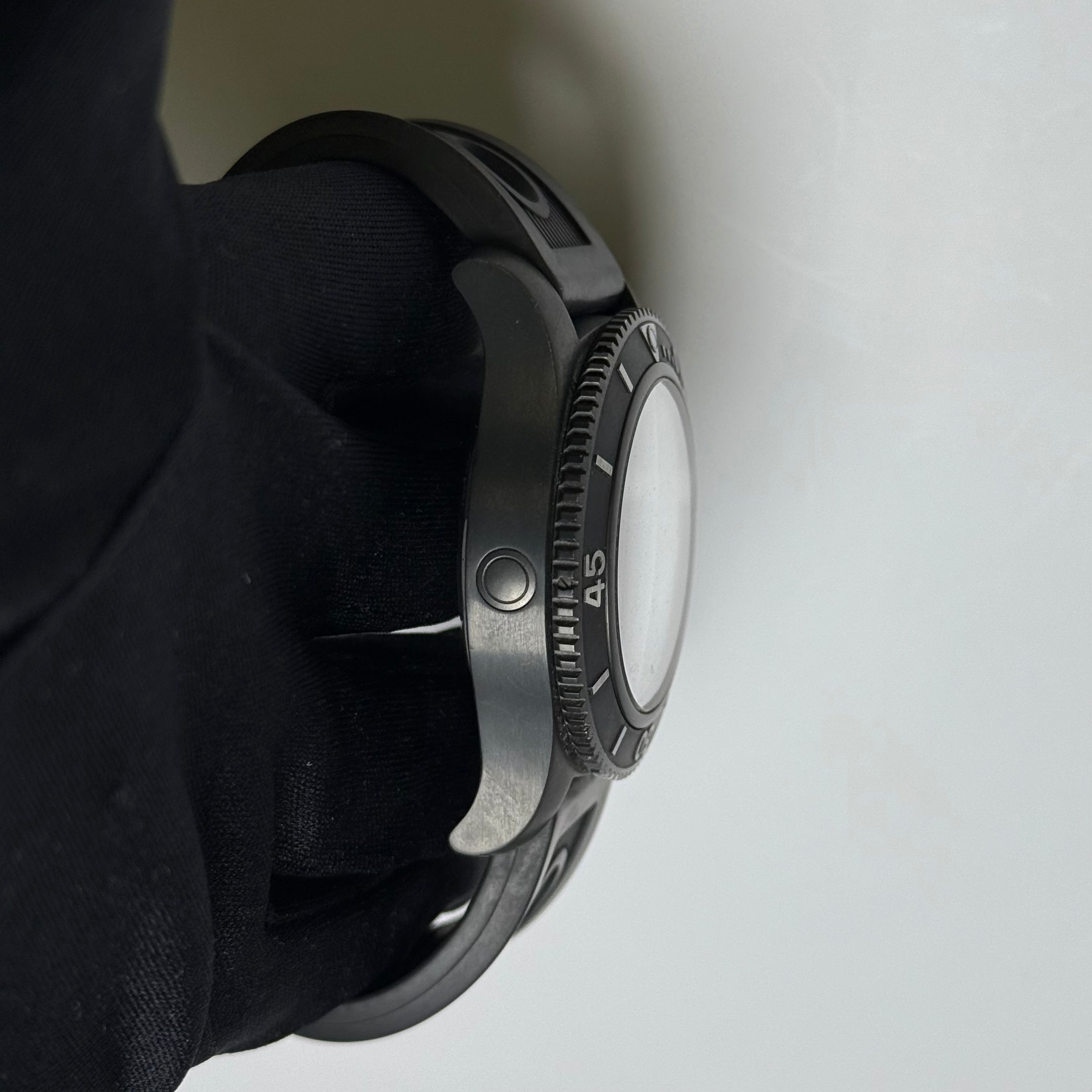 Breitling Super Ocean 46mm Black Dial Watch Ref# M17368 - Happy Jewelers Fine Jewelry Lifetime Warranty