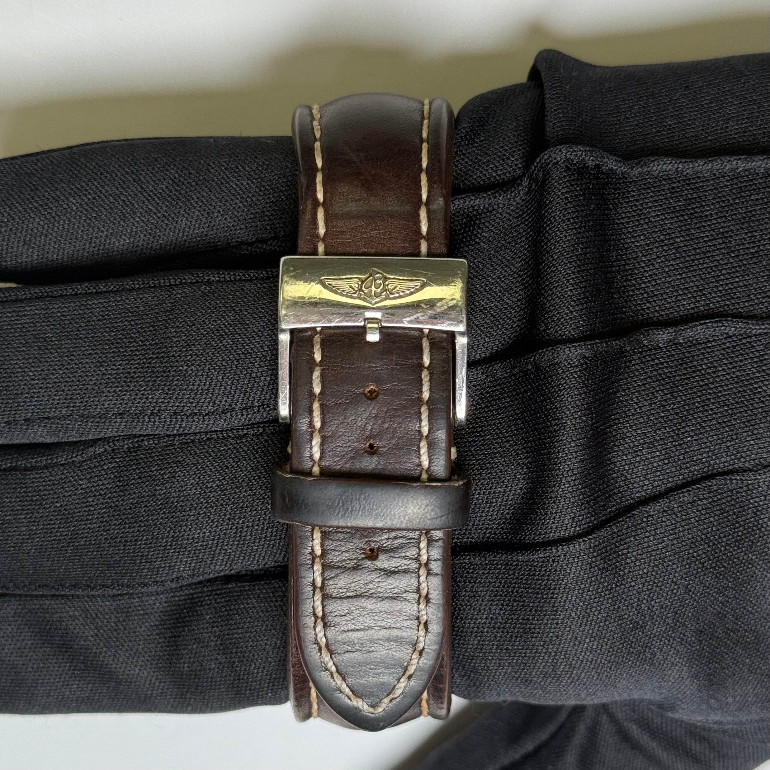 Breitling Navitimer 42mm Silver Dial Watch Ref# A23322 – Happy