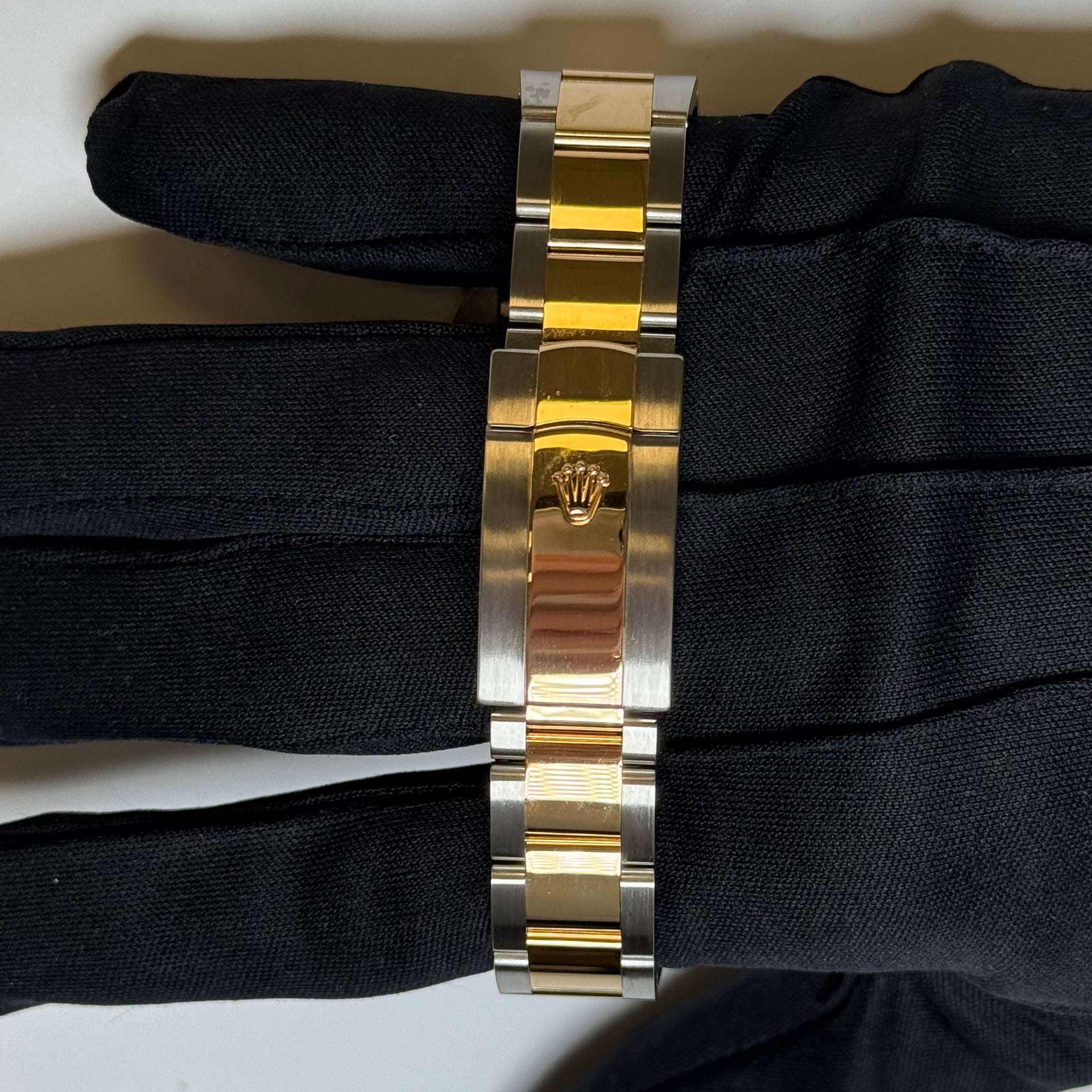 Rolex Datejust 41mm Champagne Dial Watch Ref# 116333 - Happy Jewelers Fine Jewelry Lifetime Warranty