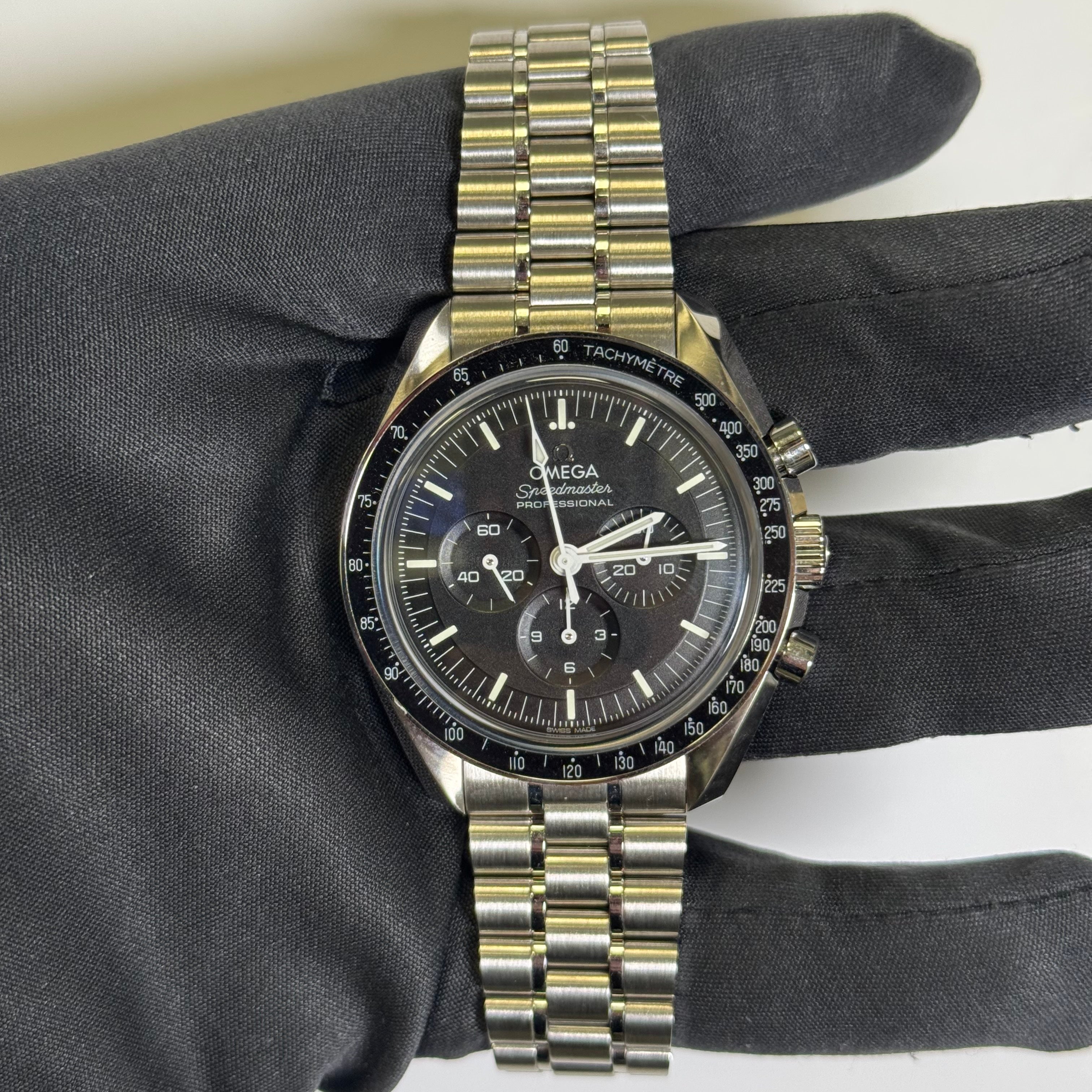 Omega Speedmaster 42mm Black Dial Watch Ref# 310.30.42.50.01.002 - Happy Jewelers Fine Jewelry Lifetime Warranty