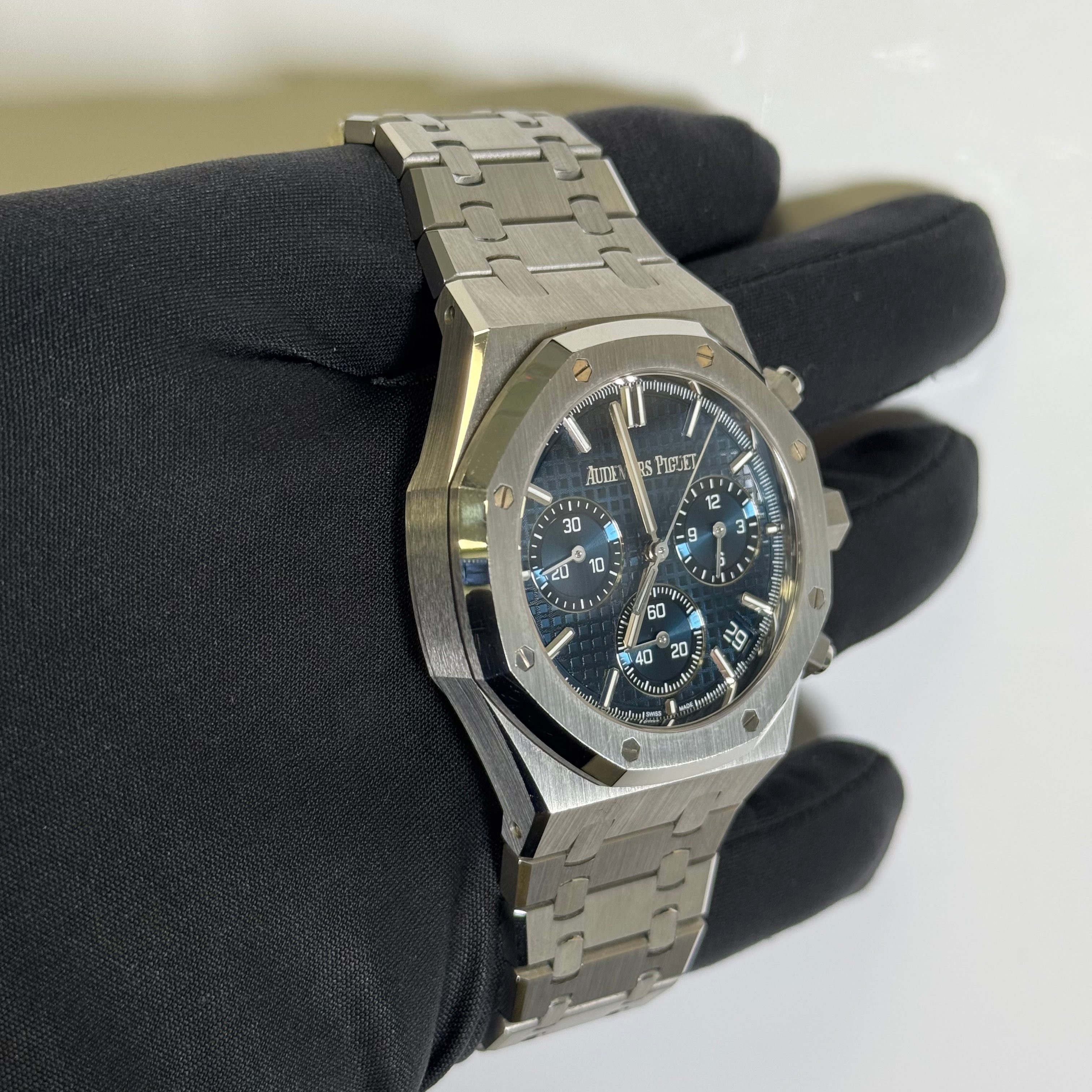 Audemars Piguet Royal Oak 41mm Blue Dial Watch Ref# 26240ST.OO.1320ST.05 - Happy Jewelers Fine Jewelry Lifetime Warranty