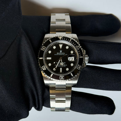 Rolex Submariner 40mm Black Dial Watch Ref# 116610LN