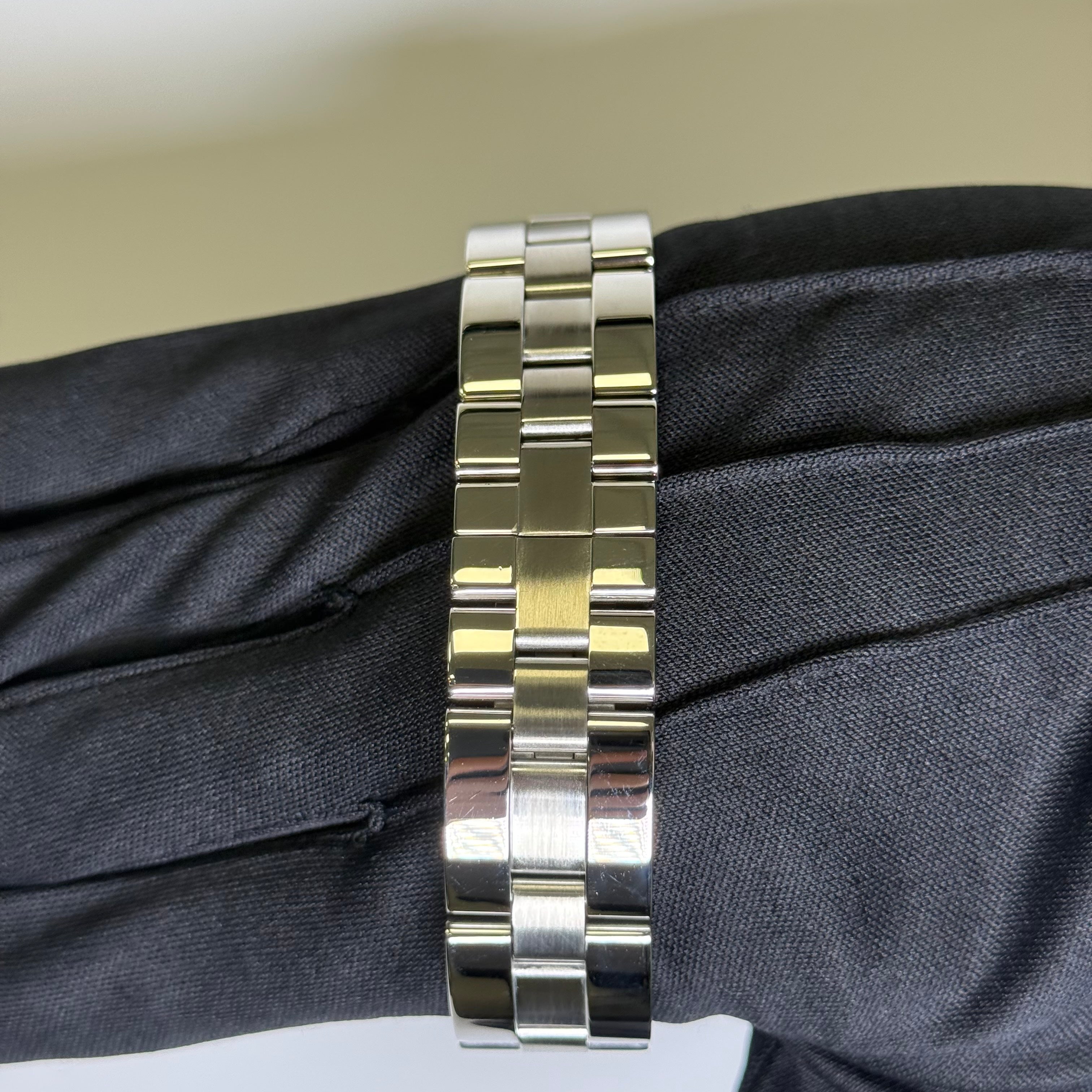 Cartier Roadster 43mm Black Dial Watch Ref# W62020X6