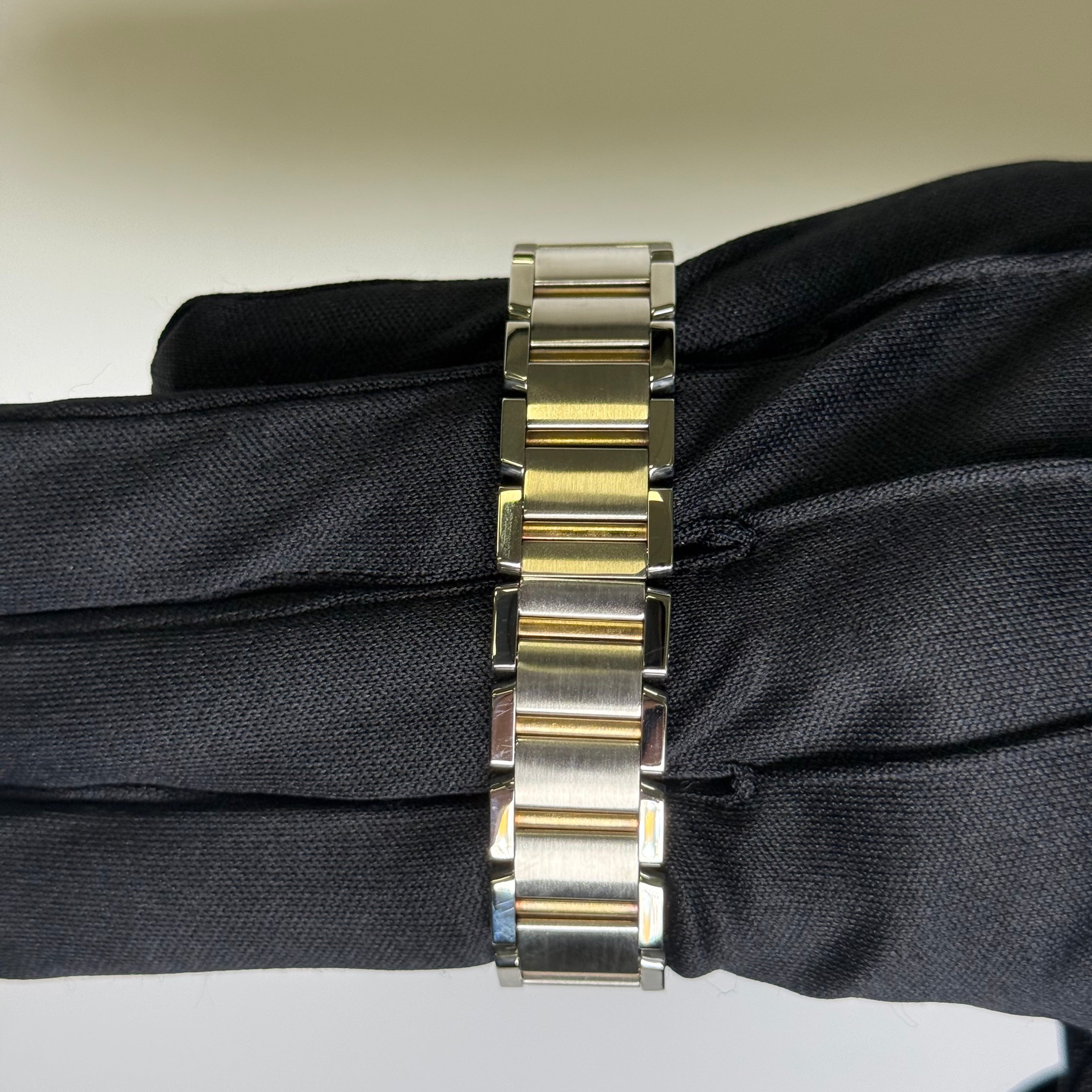 Cartier Tank 20mm White Dial Watch Ref# W51007Q4