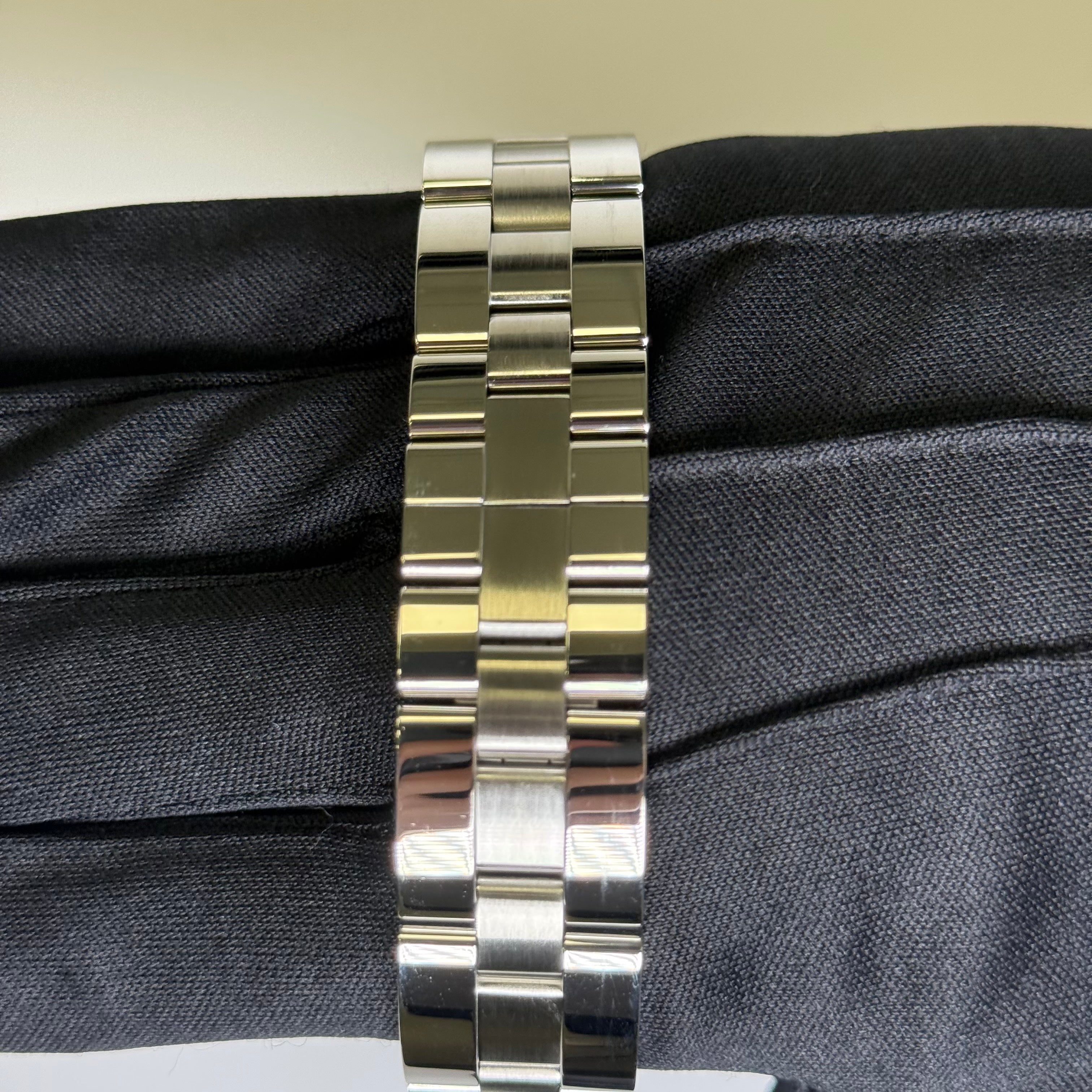 Cartier Roadster 43mm Black Dial Watch Ref# W62020X6