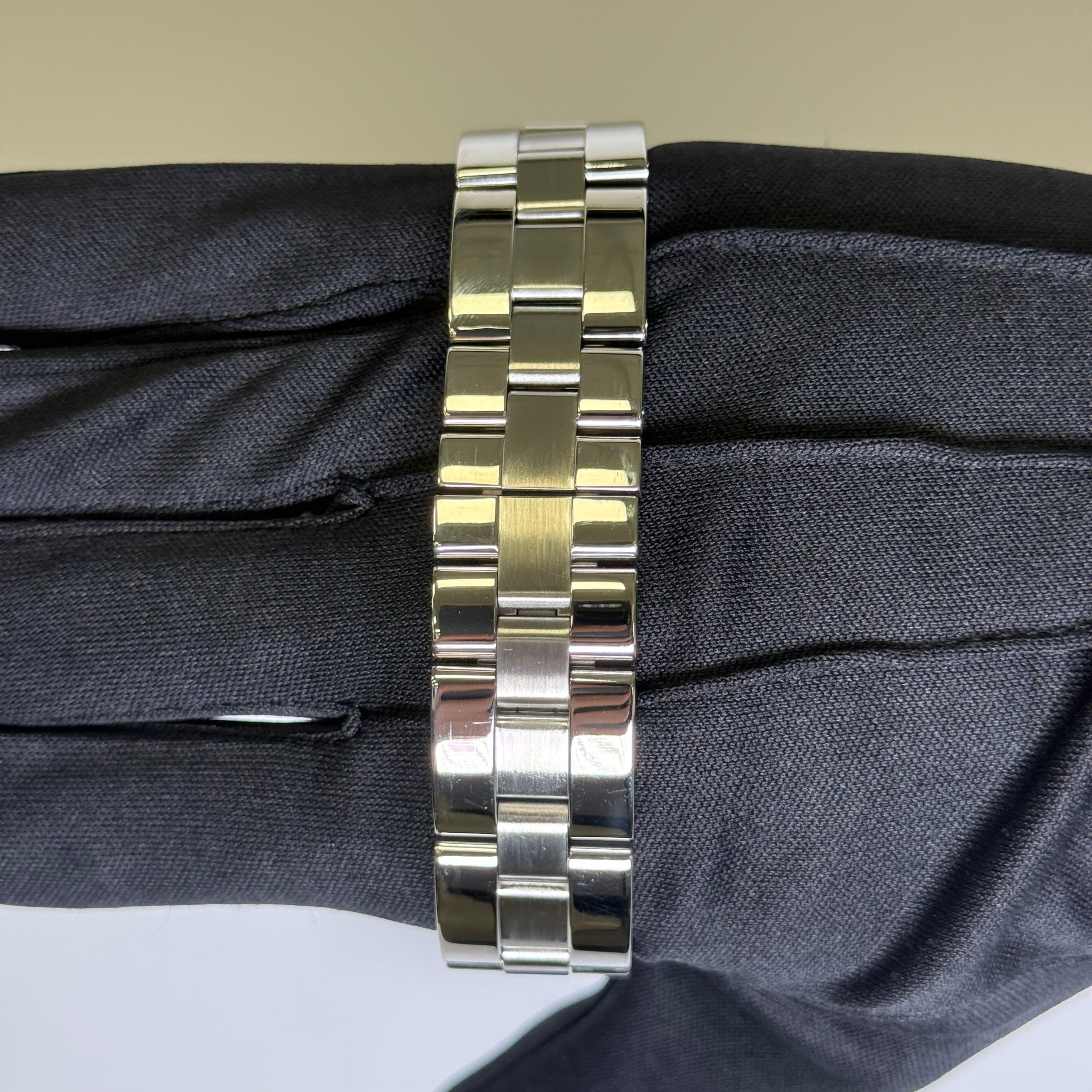 Cartier Roadster 43mm Black Dial Watch Ref# W62020X6