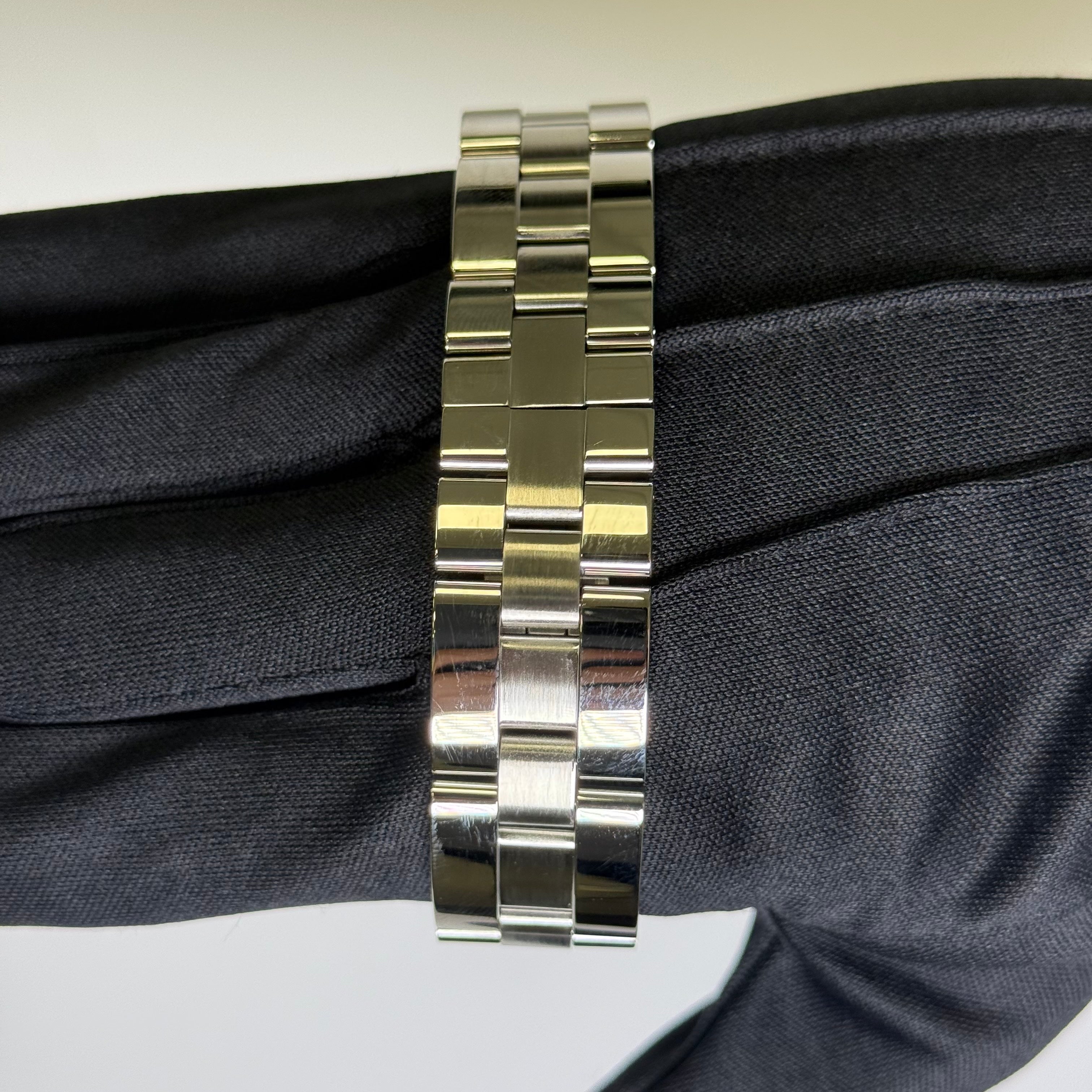 Cartier Roadster 43mm Black Dial Watch Ref# W62020X6