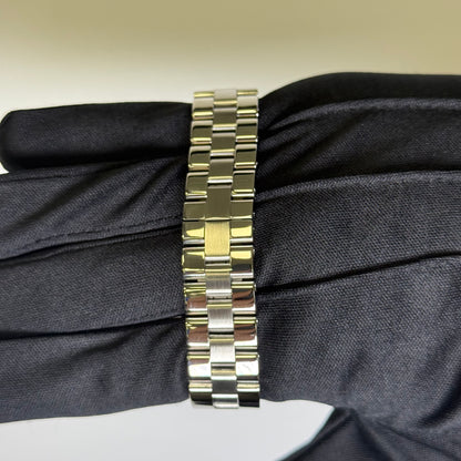 Cartier Roadster 31mm Silver Dial Watch Ref# W62016V3