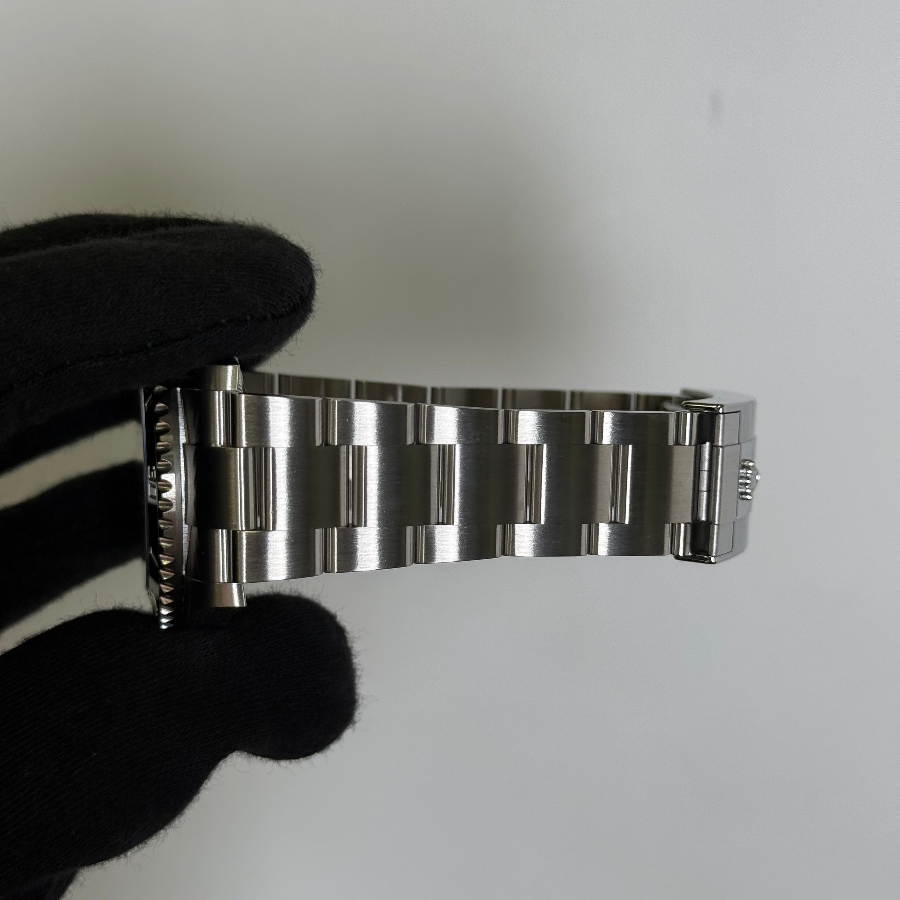 Rolex Submariner 41mm Black Dial Watch Ref# 124060
