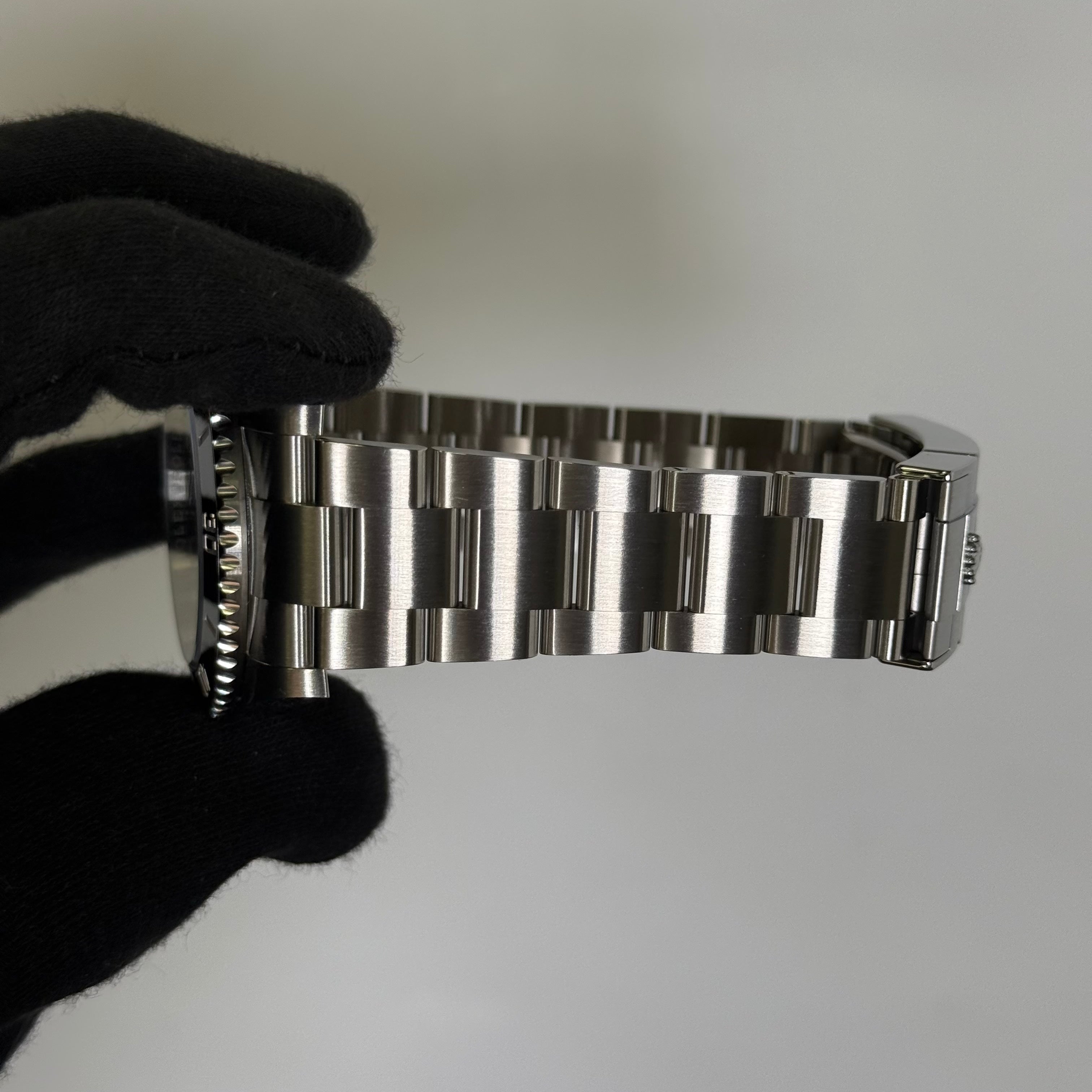 Rolex Submariner 41mm Black Dial Watch Ref# 124060