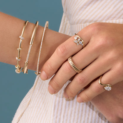 Pear Motion Pinky Ring