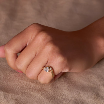 Pear Motion Pinky Ring