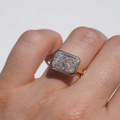 4.01 Carat Lab Radiant East-West Engagement Ring - Happy Jewelers Fine Jewelry Lifetime Warranty