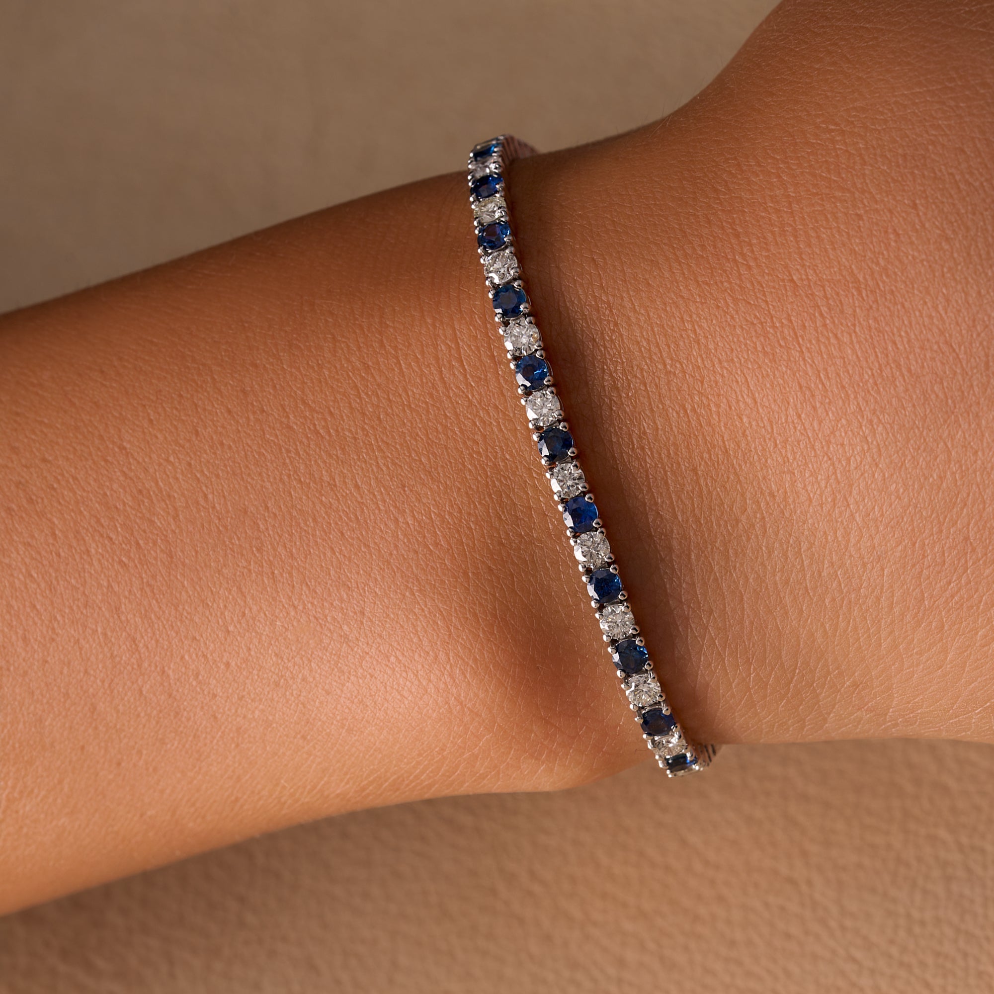 Diamond and Blue Sapphire Tennis Bracelet On Figure