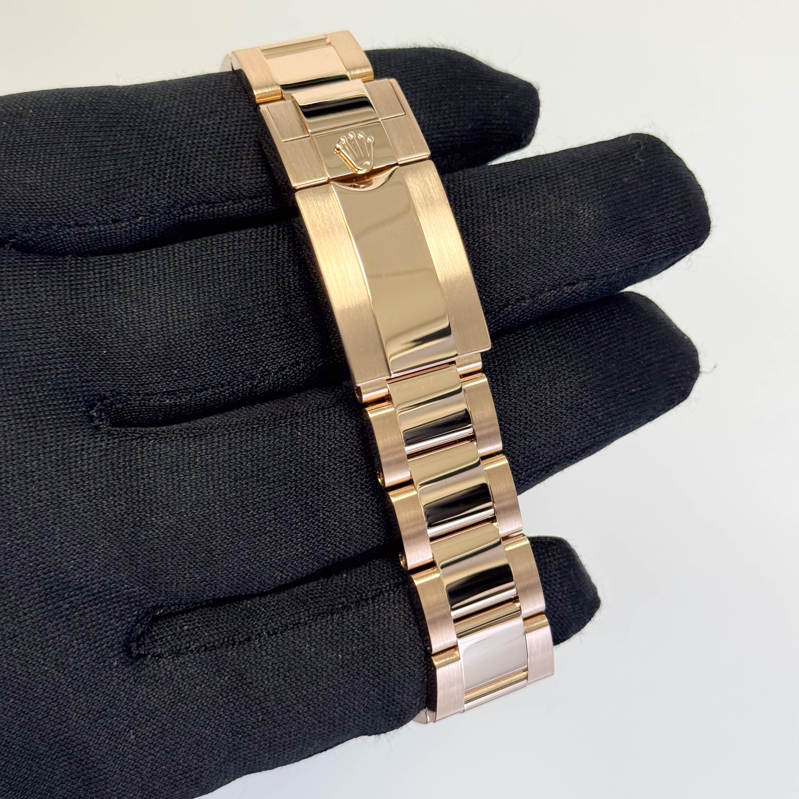 Rolex GMT-Master II Rootbeer 40mm Black Dial Watch Ref# 126715CHNR - Happy Jewelers Fine Jewelry Lifetime Warranty