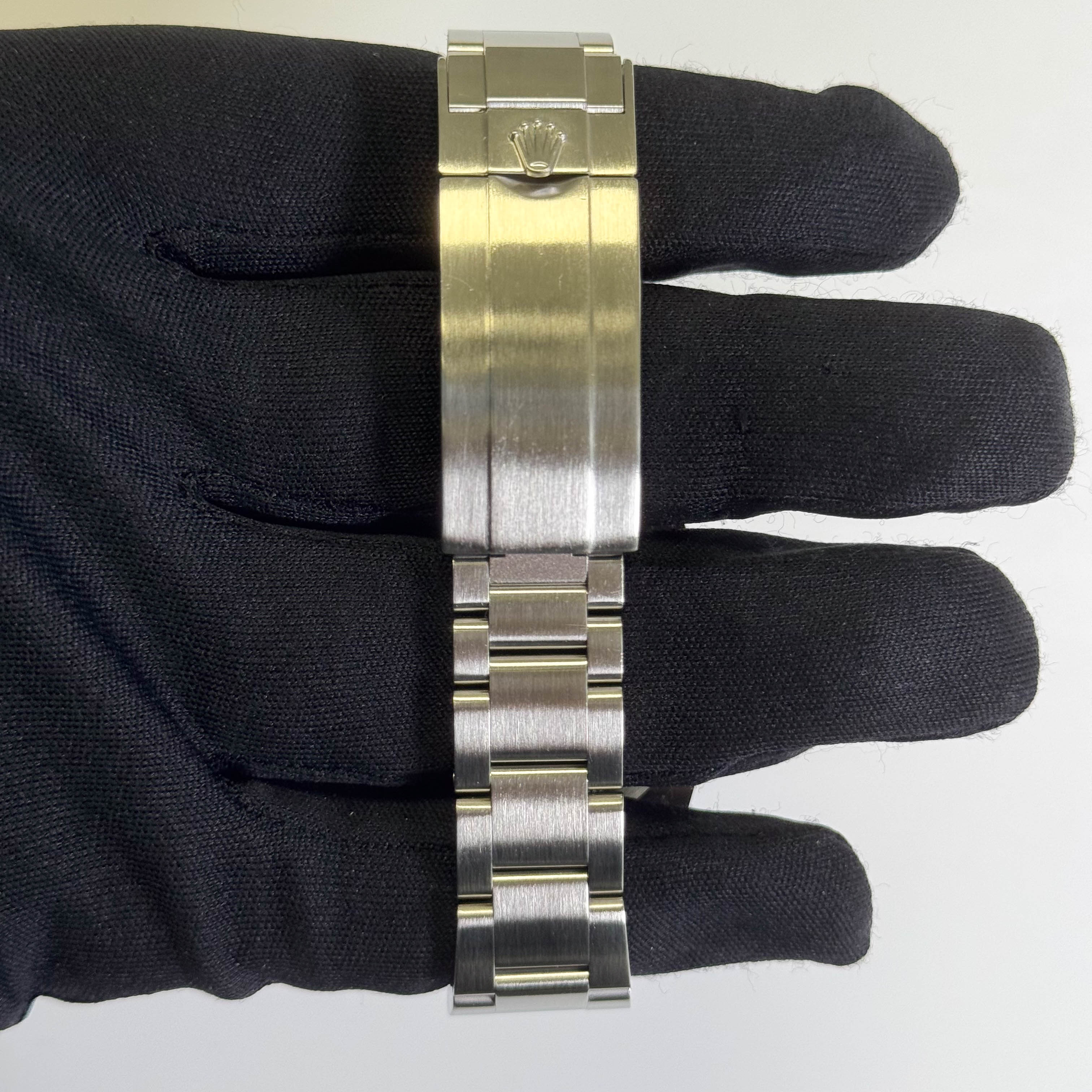 Rolex Submariner 40mm Black Dot Dial Watch Ref# 116610LN