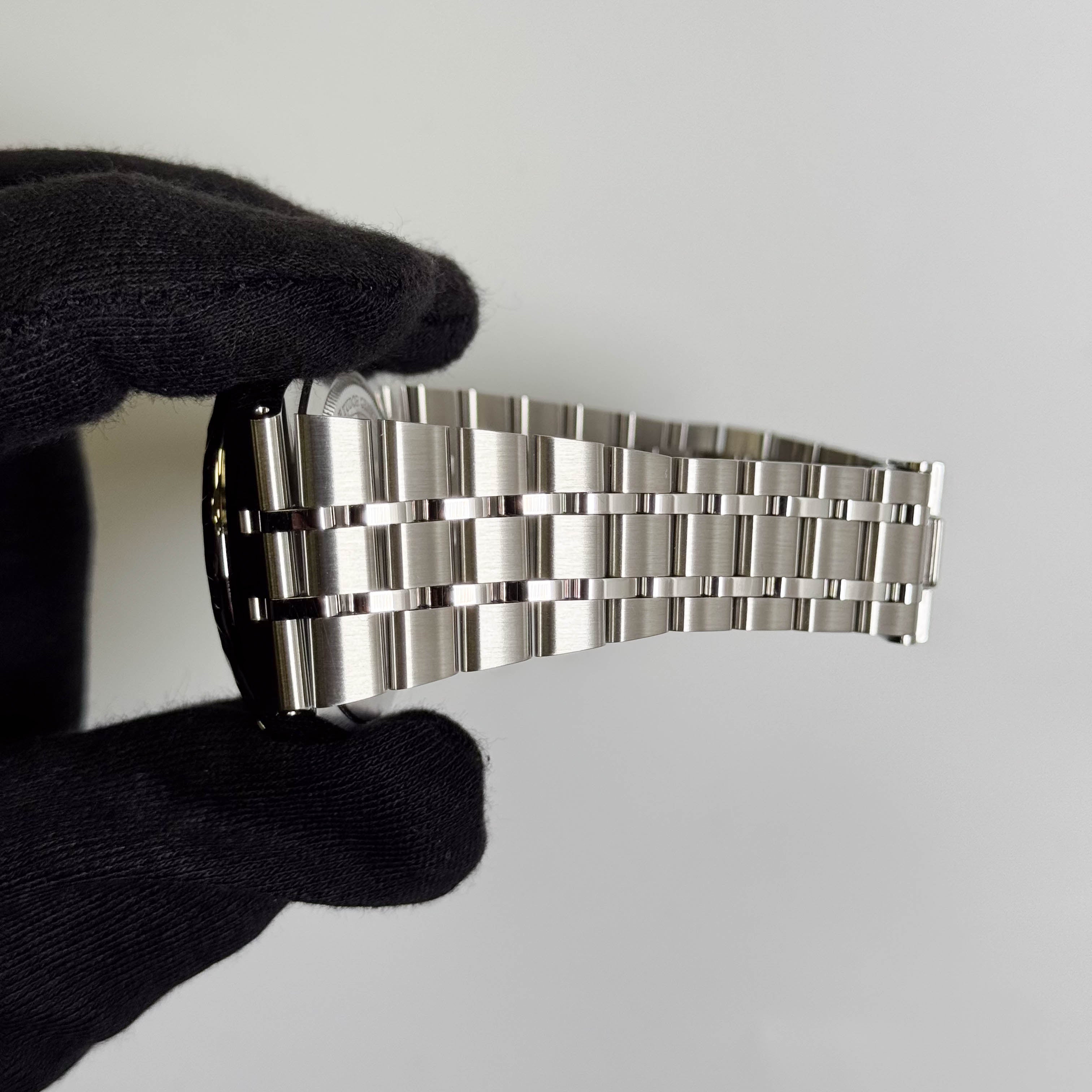 Tudor Royal 41mm Silver  Dial Watch Ref# 28600