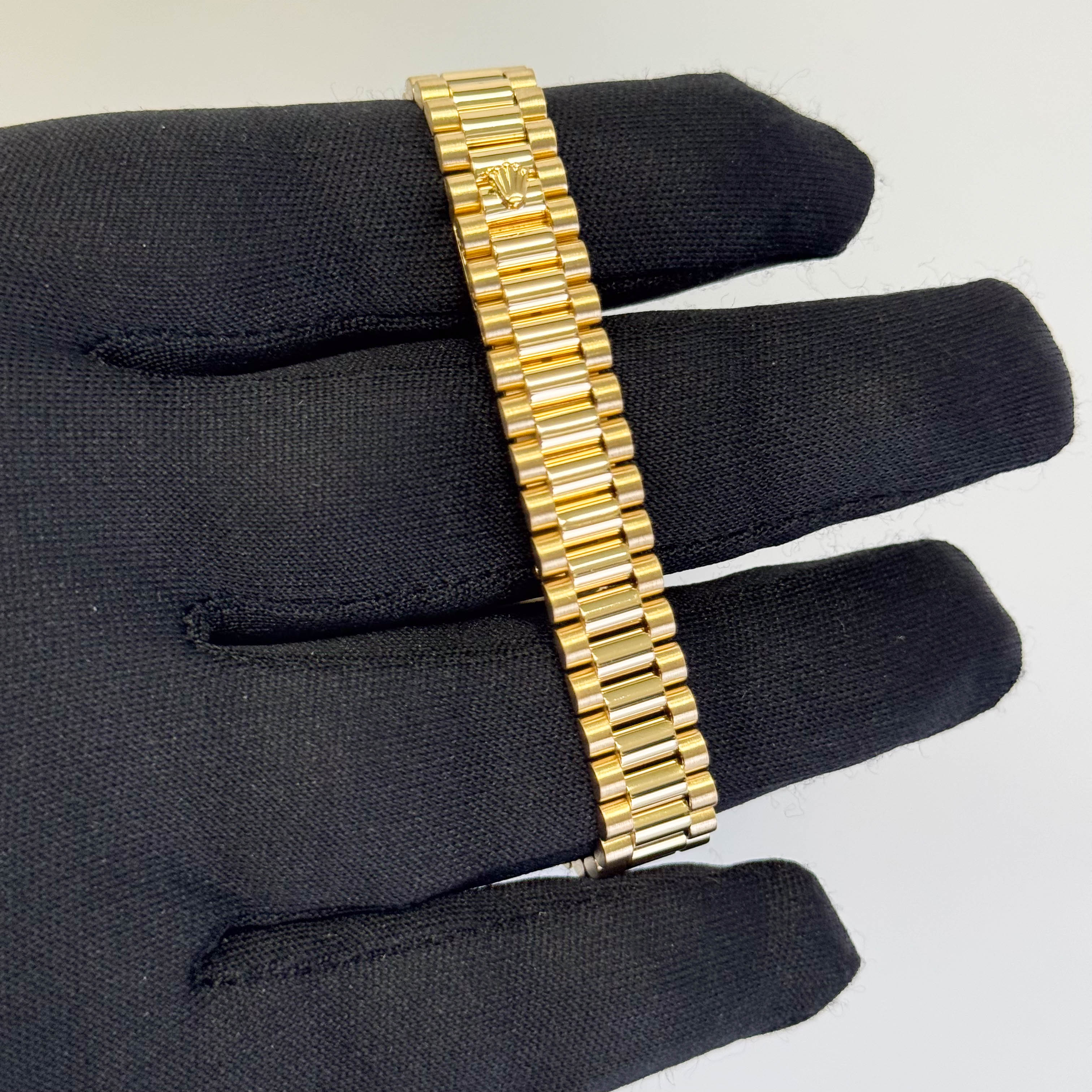 Rolex Datejust 26mm Champagne Dial Watch Ref#  69178 - Happy Jewelers Fine Jewelry Lifetime Warranty