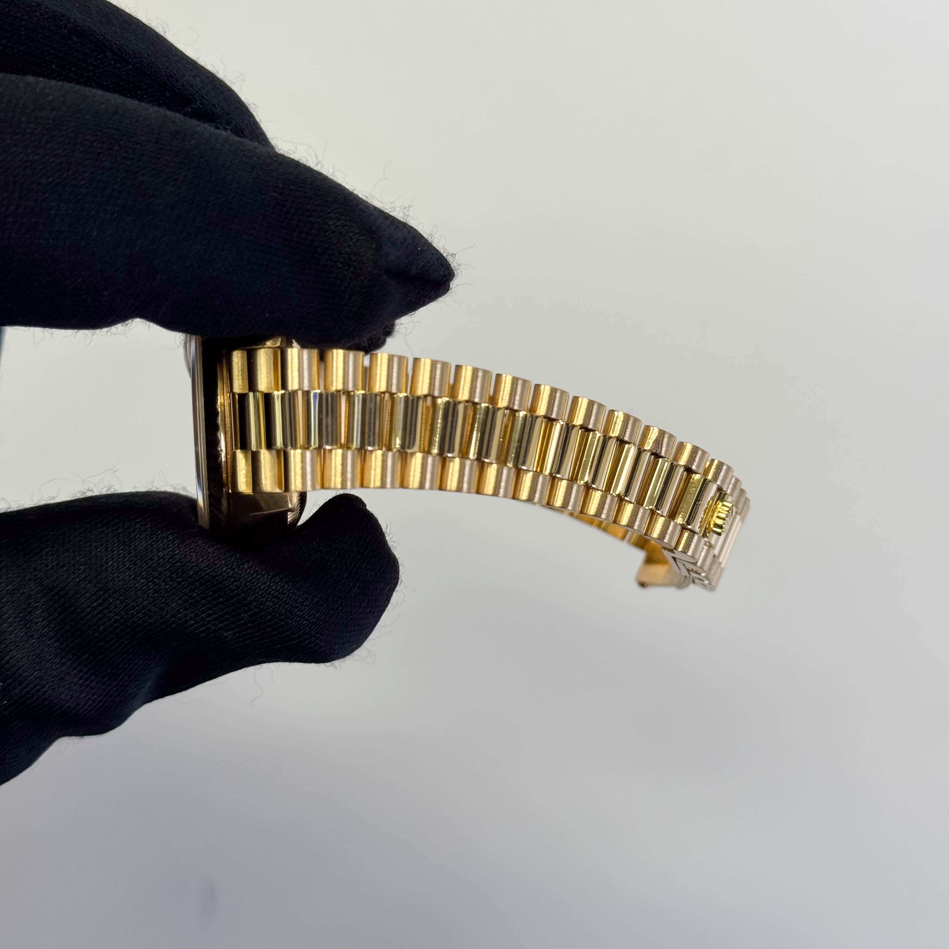 Rolex Datejust 26mm Champagne Dial Watch Ref#  69178 - Happy Jewelers Fine Jewelry Lifetime Warranty
