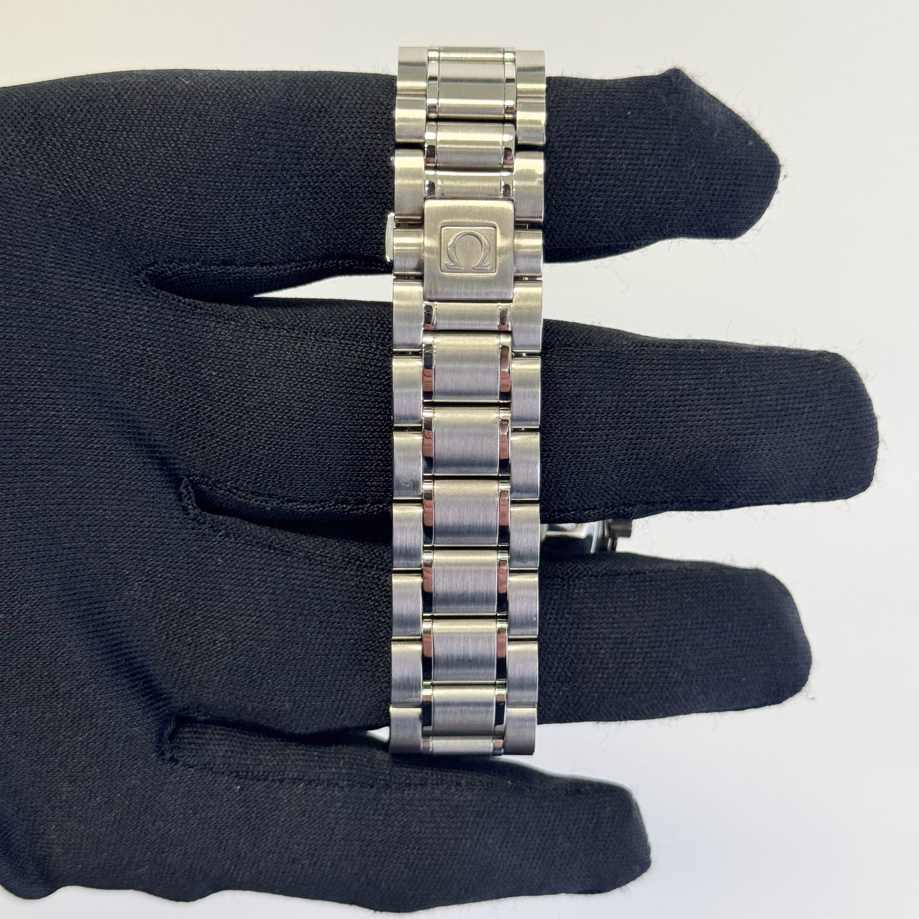 Omega Speedmaster Day-Date 38mm Silver Dial Watch Ref#  3521.30.00 - Happy Jewelers Fine Jewelry Lifetime Warranty