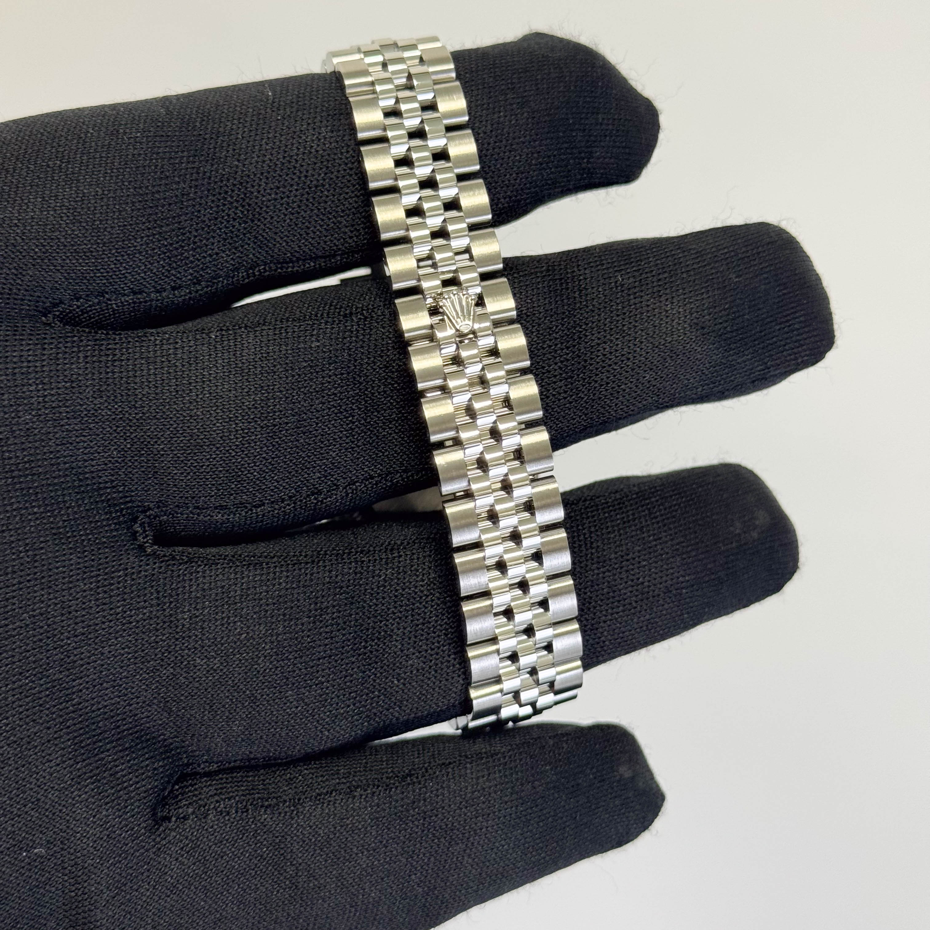 Rolex Datejust 28mm Pink Dial Watch Ref# 279160 - Happy Jewelers Fine Jewelry Lifetime Warranty