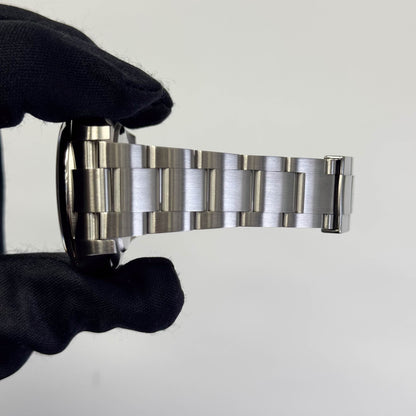 Rolex Air-King 40mm Black Dial Watch Ref# 116900 - Happy Jewelers Fine Jewelry Lifetime Warranty