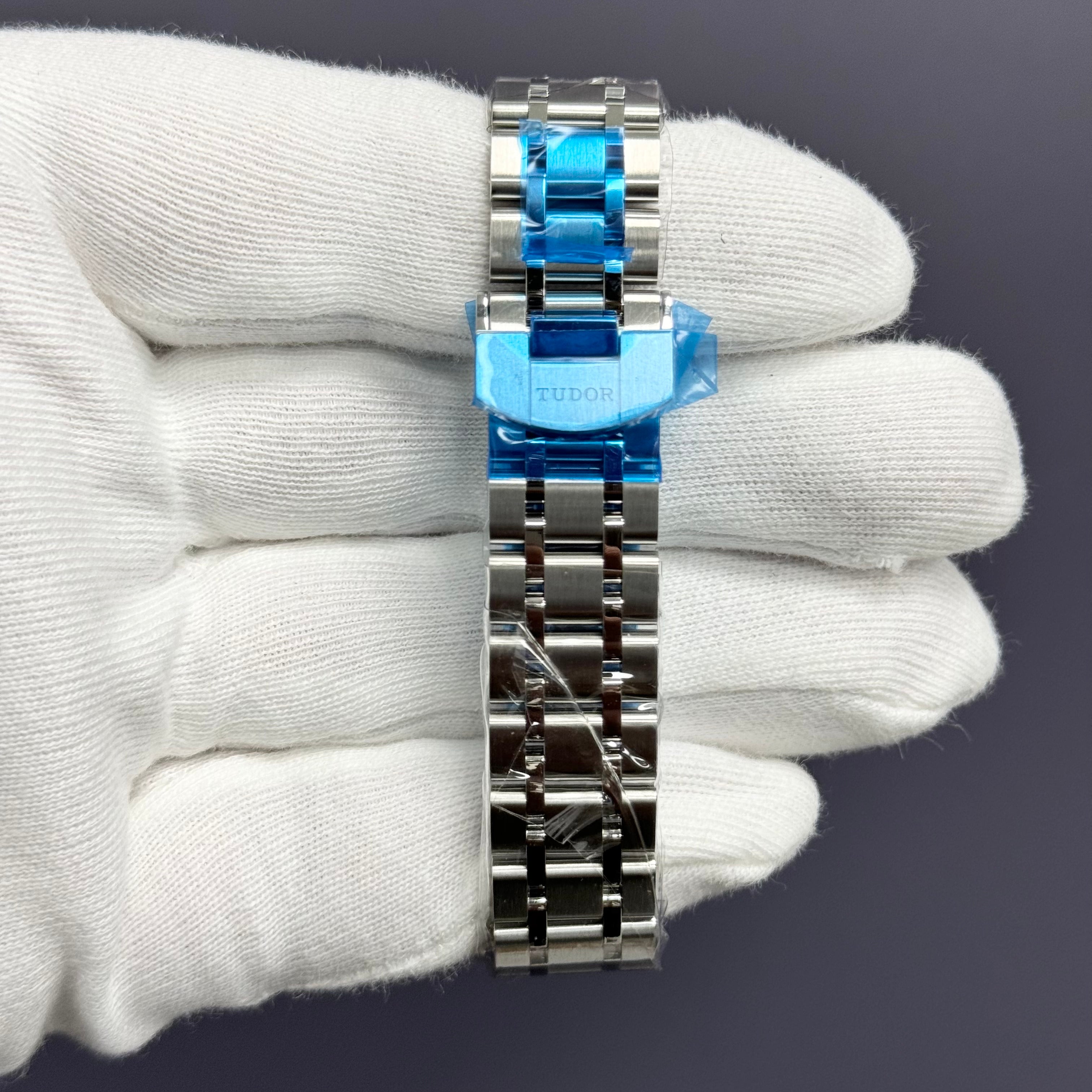 Tudor Royal 34mm Blue Dial Watch Ref# 28400 - Happy Jewelers Fine Jewelry Lifetime Warranty