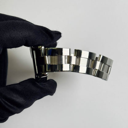 Cartier Roadster 35mm Silver Dial Watch Ref# W62025V3 - Happy Jewelers Fine Jewelry Lifetime Warranty