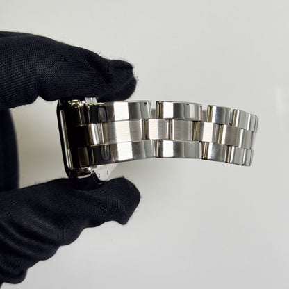 Cartier Roadster 35mm Silver Dial Watch Ref# W62025V3 - Happy Jewelers Fine Jewelry Lifetime Warranty