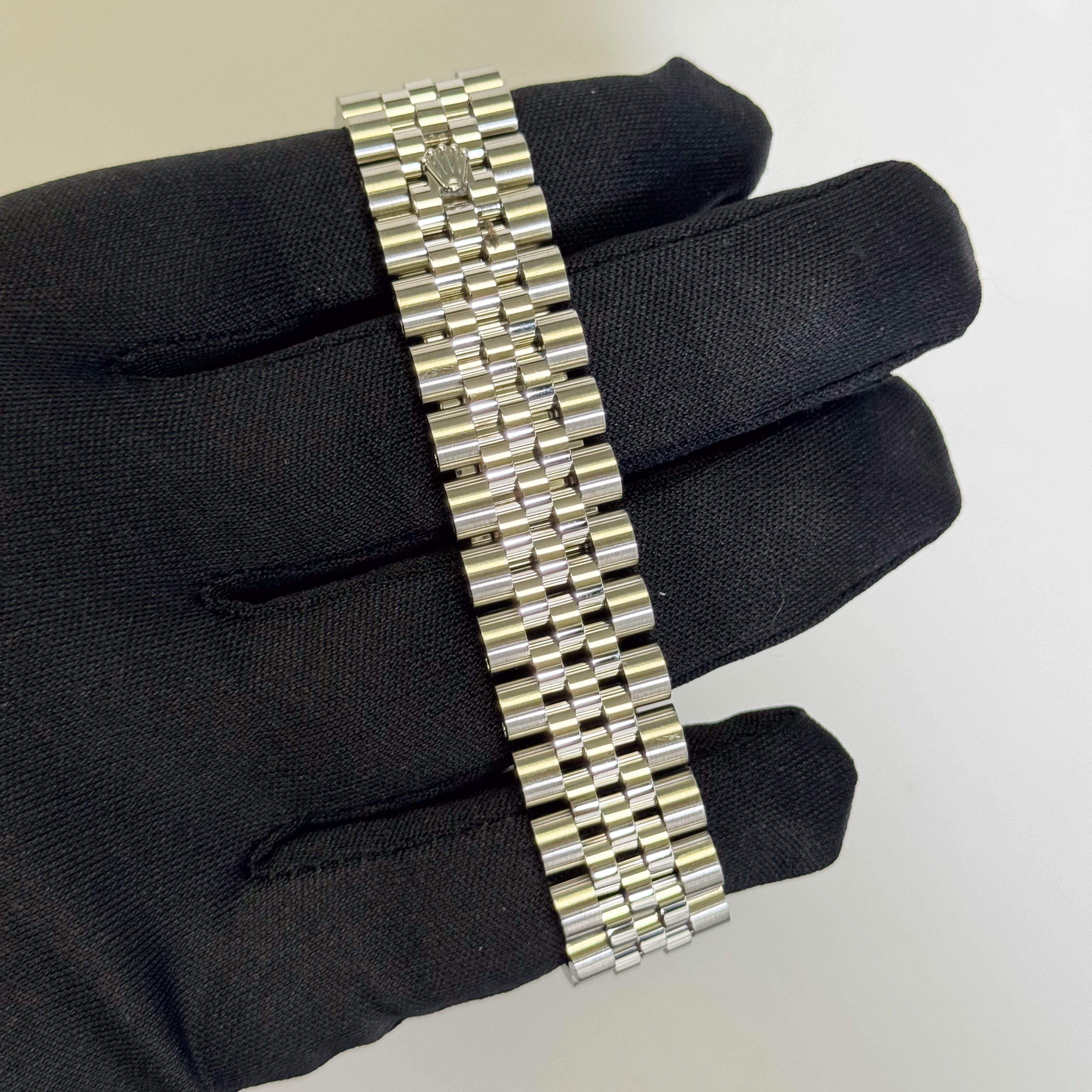 Rolex Datejust 36mm Silver Dial Watch Ref# 116234 - Happy Jewelers Fine Jewelry Lifetime Warranty