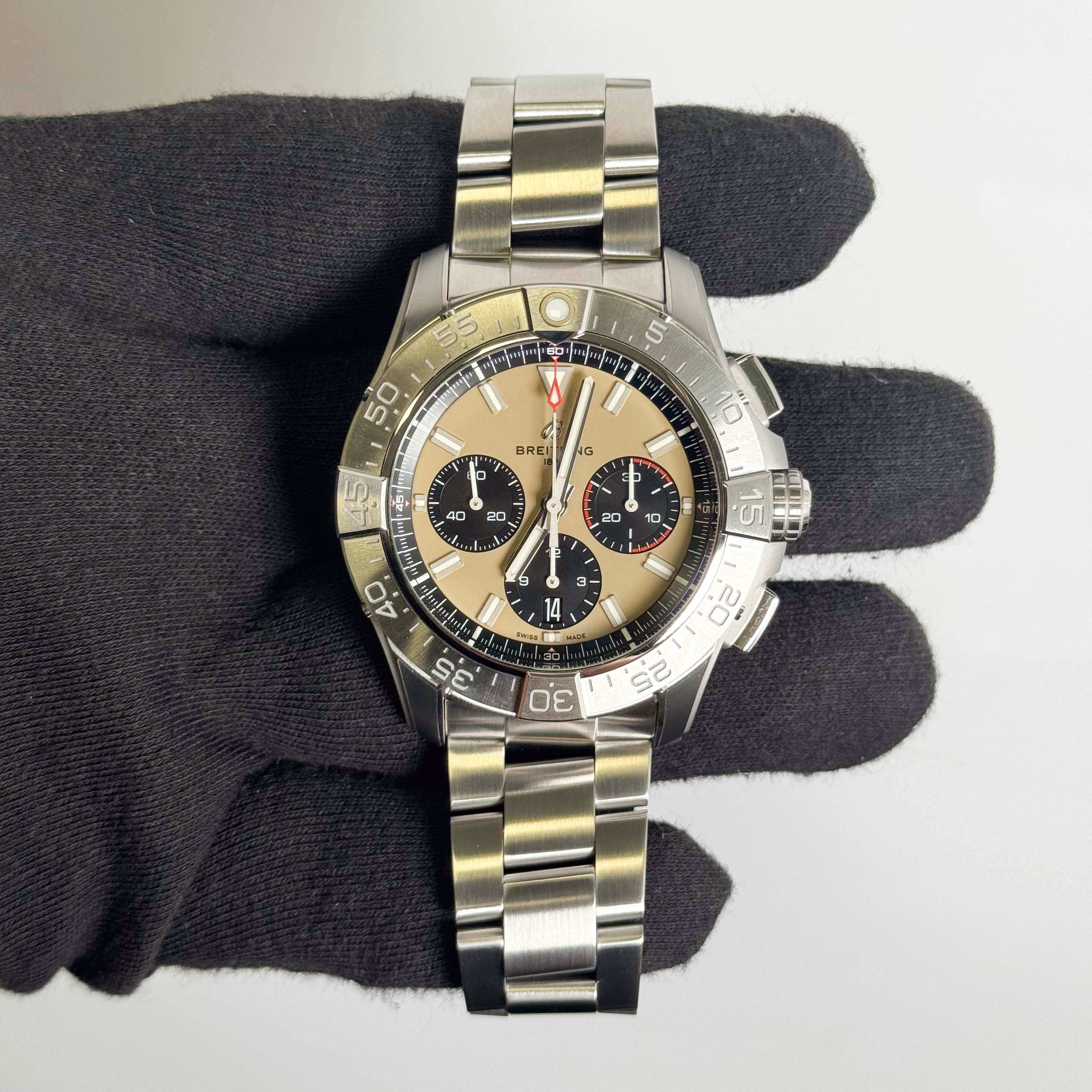 Breitling Avenger B01 44mm Brown Dial Watch Ref# AB0147101A1A1