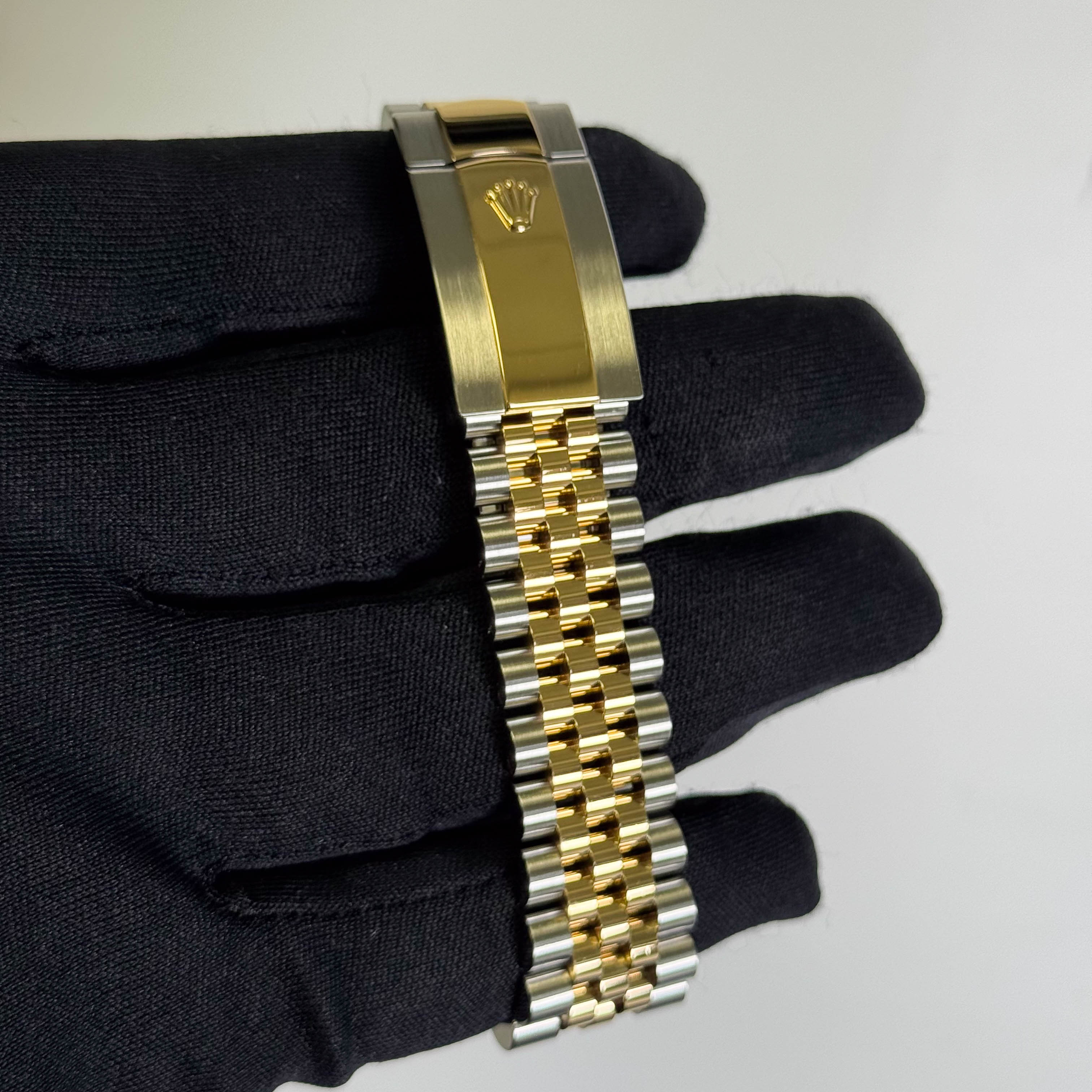 Rolex Datejust 36mm Champagne Dial Watch Ref# 126233