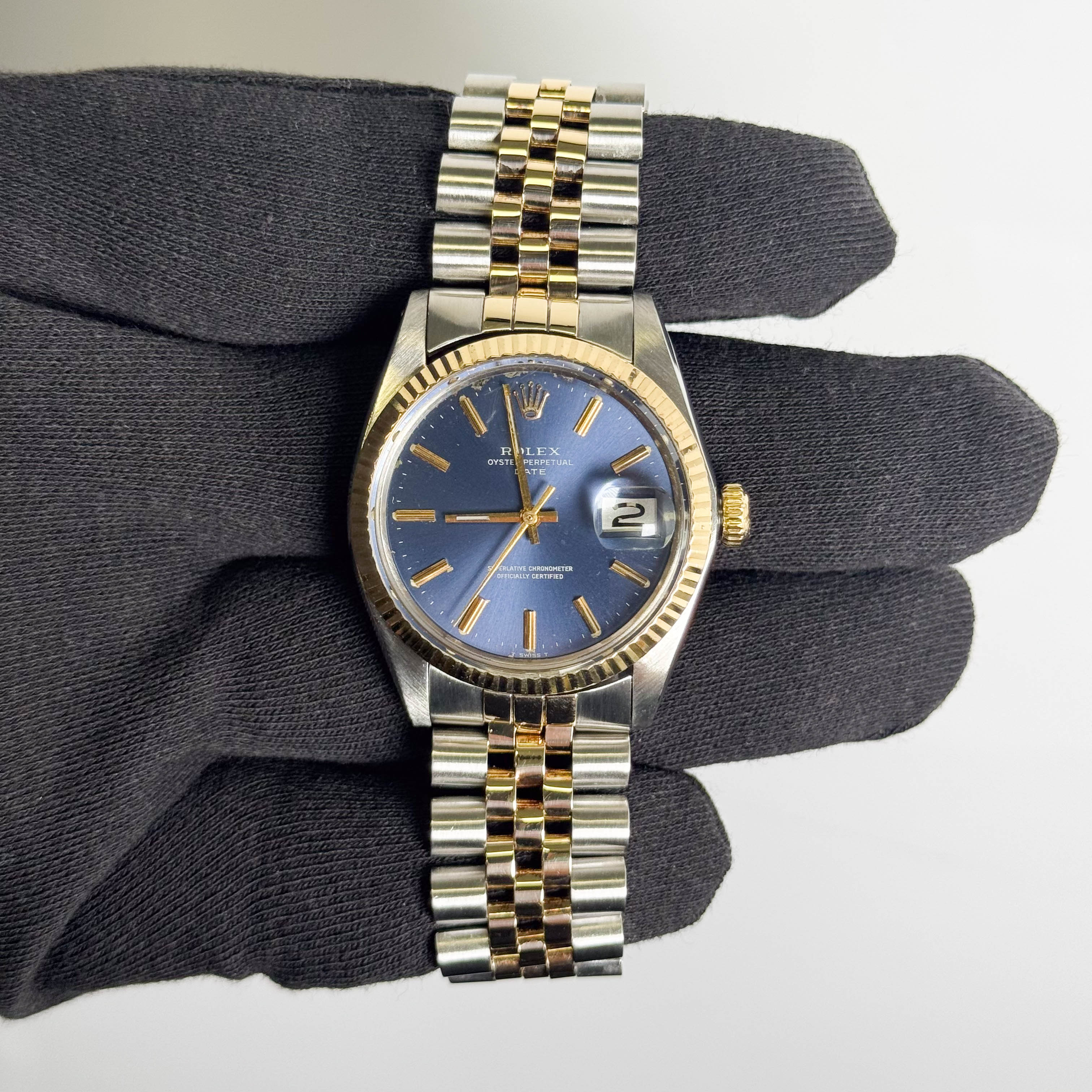 Rolex Oyster Perpetual Date 34mm Purple Dial Watch Ref# 1501