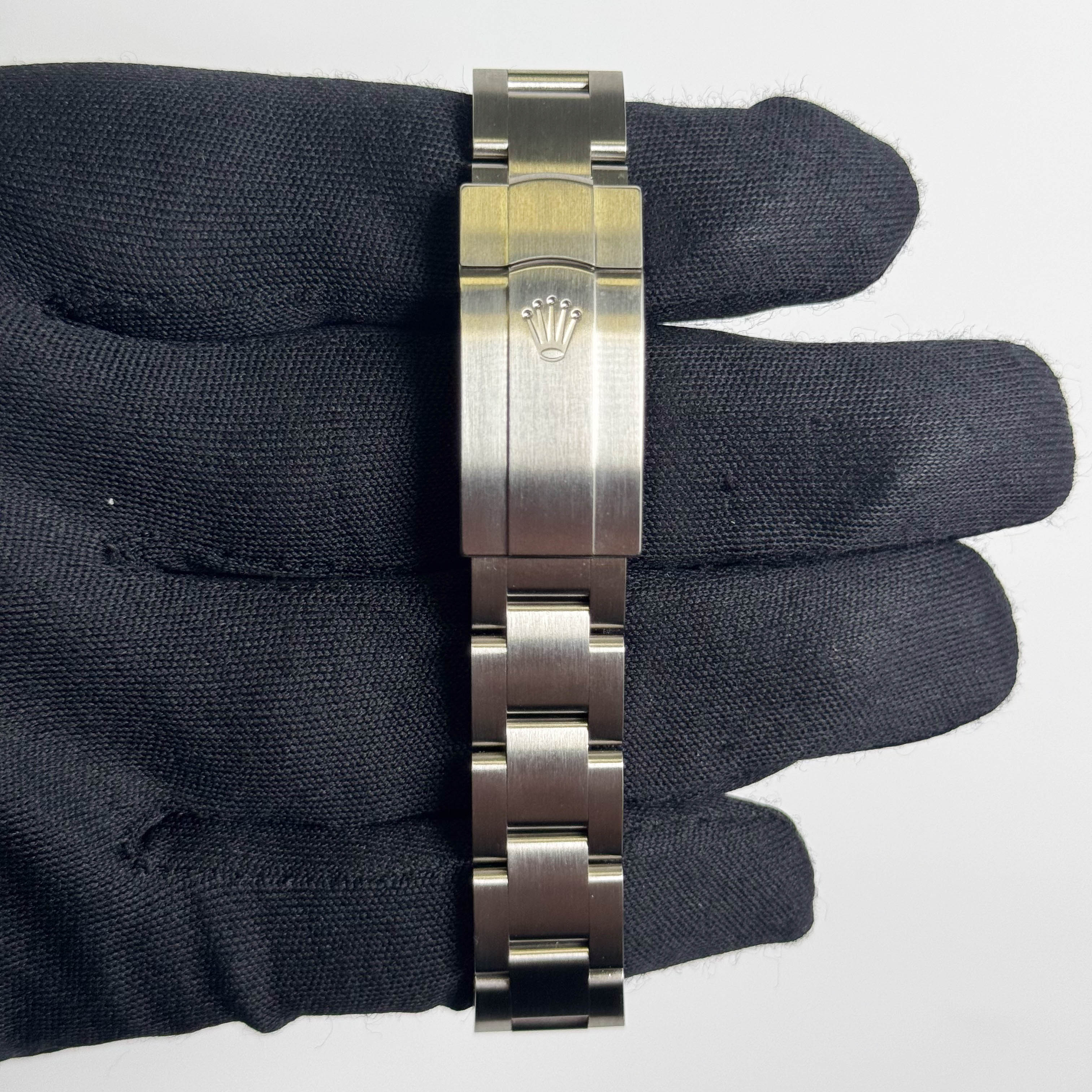 Rolex Oyster Perpetual 31mm Pistachio Dial Watch Ref# 277200 - Happy Jewelers Fine Jewelry Lifetime Warranty