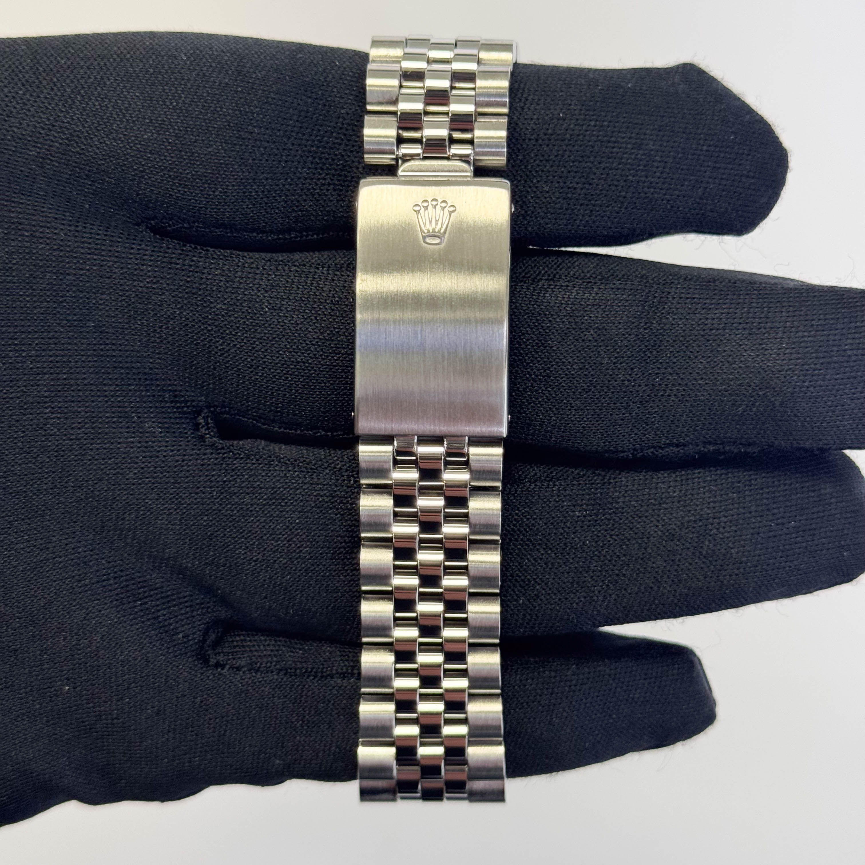 Rolex Datejust 36mm MOP Dial Watch Ref# 16220