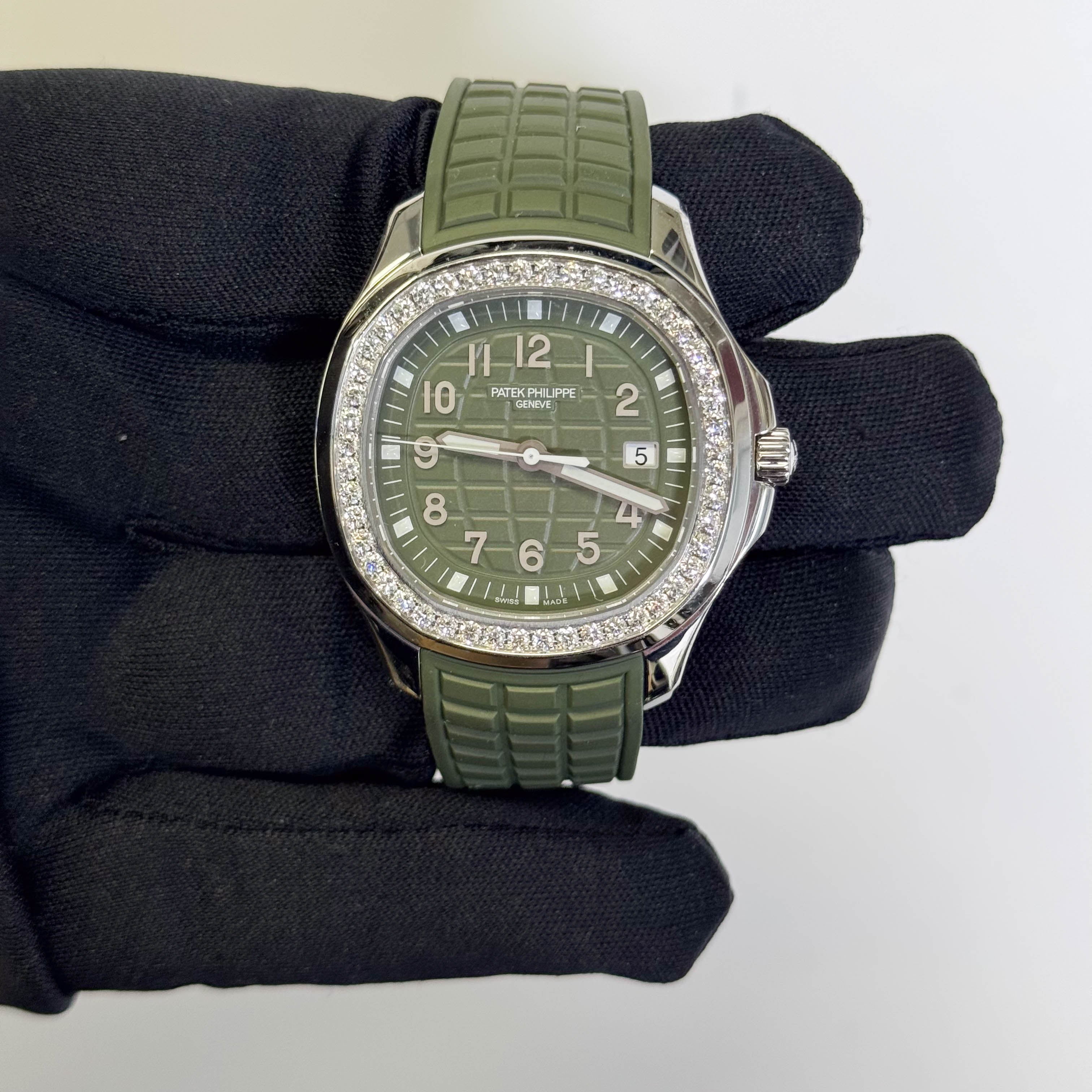 Patek Philippe Aquanaut 38.8mm Green Dial Watch Ref# 5267/200A-011