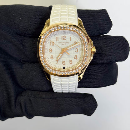 Patek Philippe Aquanaut 38.8mm White Dial Watch Ref# 5269/200R-001