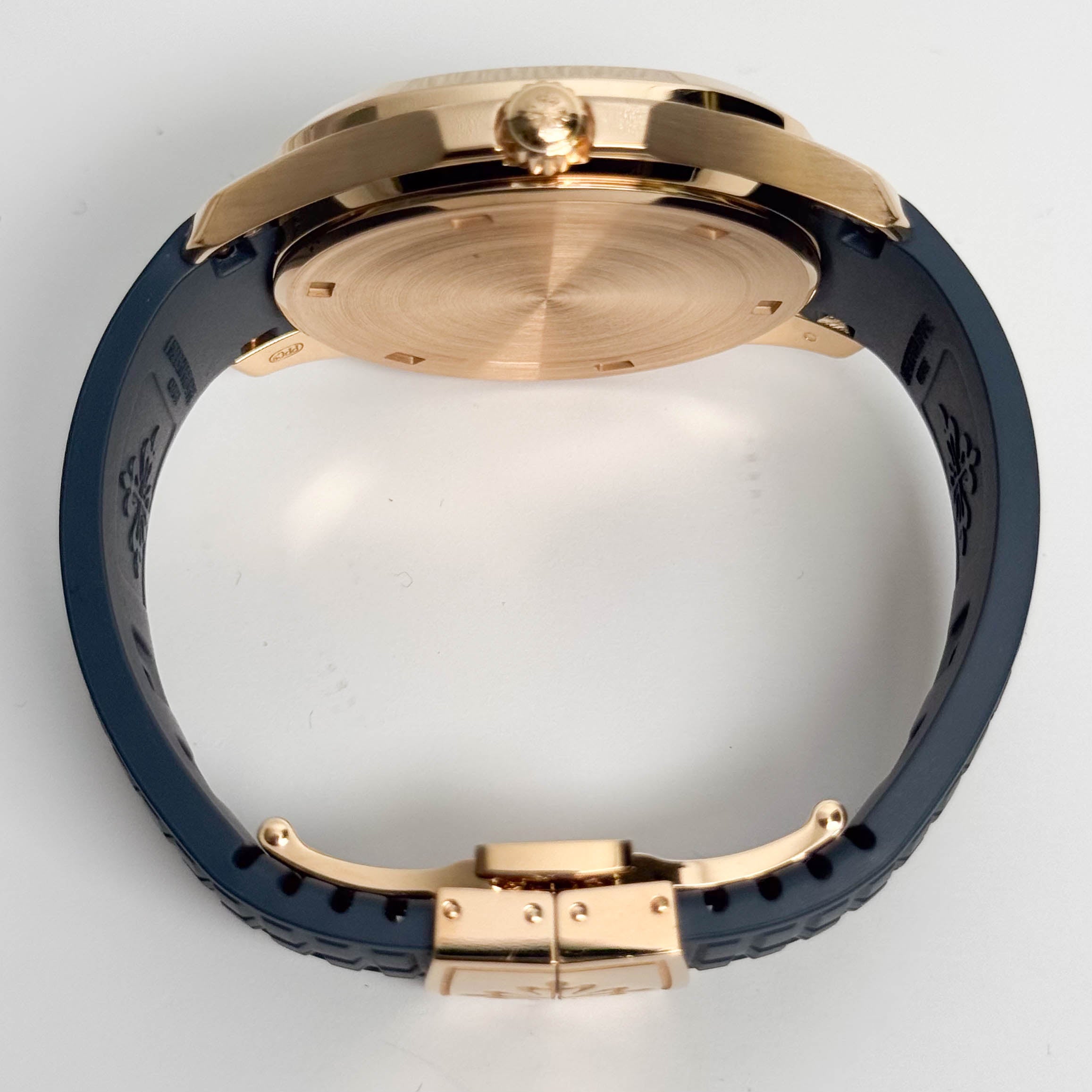 Patek Philippe Aquanuat 38.8mm Blue Dial Watch Ref# 5269R-001