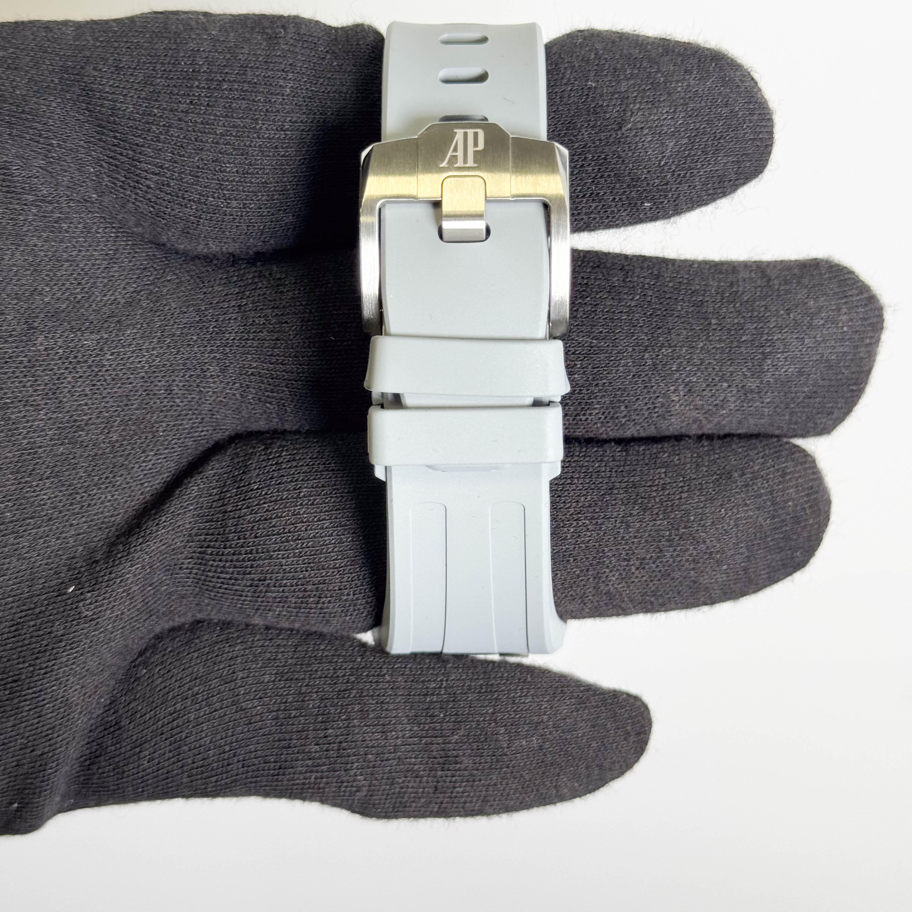 Audemars Piguet Royal Oak Offshore 37mm Salmon Dial Watch Ref# 26231ST.ZZ.A178CA.01