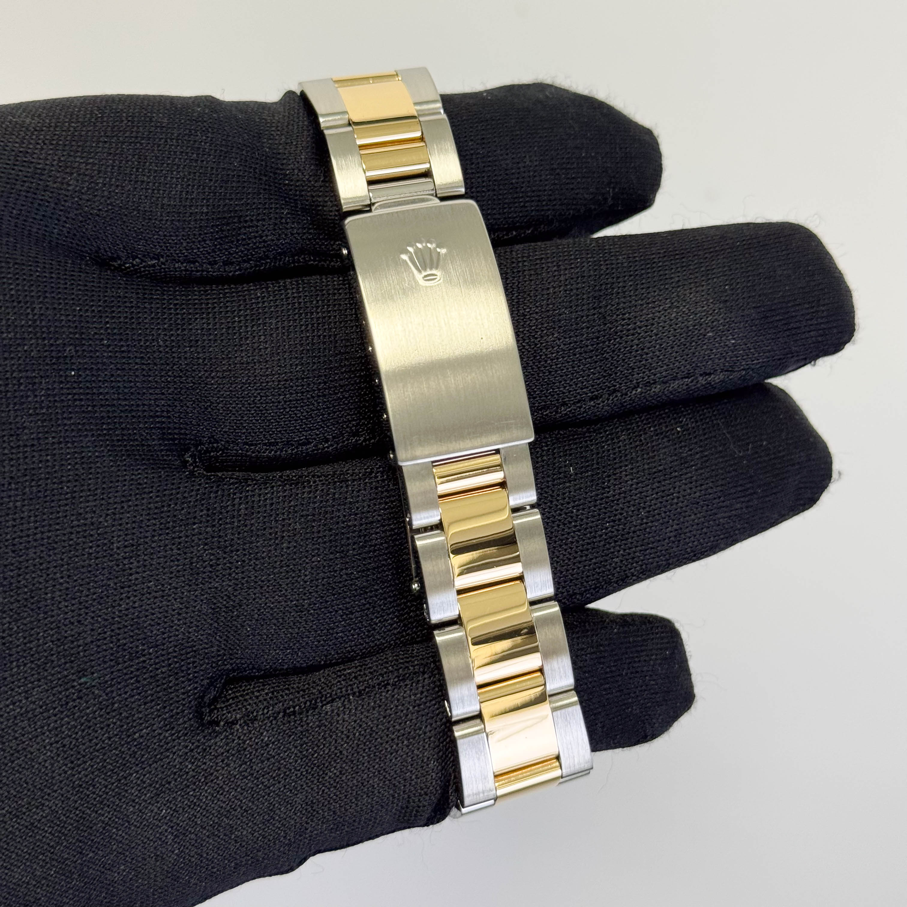 Rolex Oyster Perpetual 34mm Black Dial Watch Ref# 14233 - Happy Jewelers Fine Jewelry Lifetime Warranty