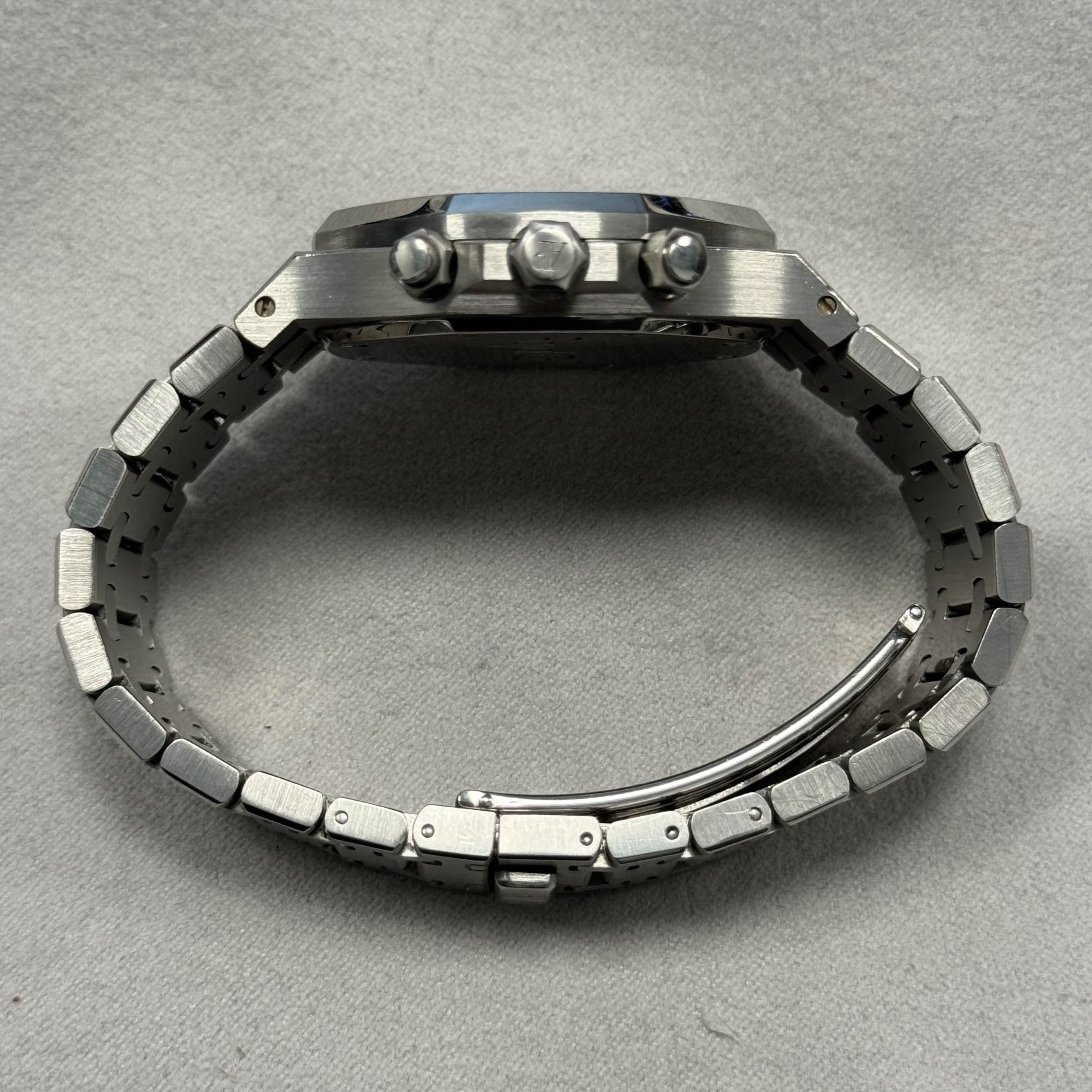 Audemars Piguet Royal Oak 39mm Black Dial Ref# 25860ST.OO.1110ST.03 - Happy Jewelers Fine Jewelry Lifetime Warranty