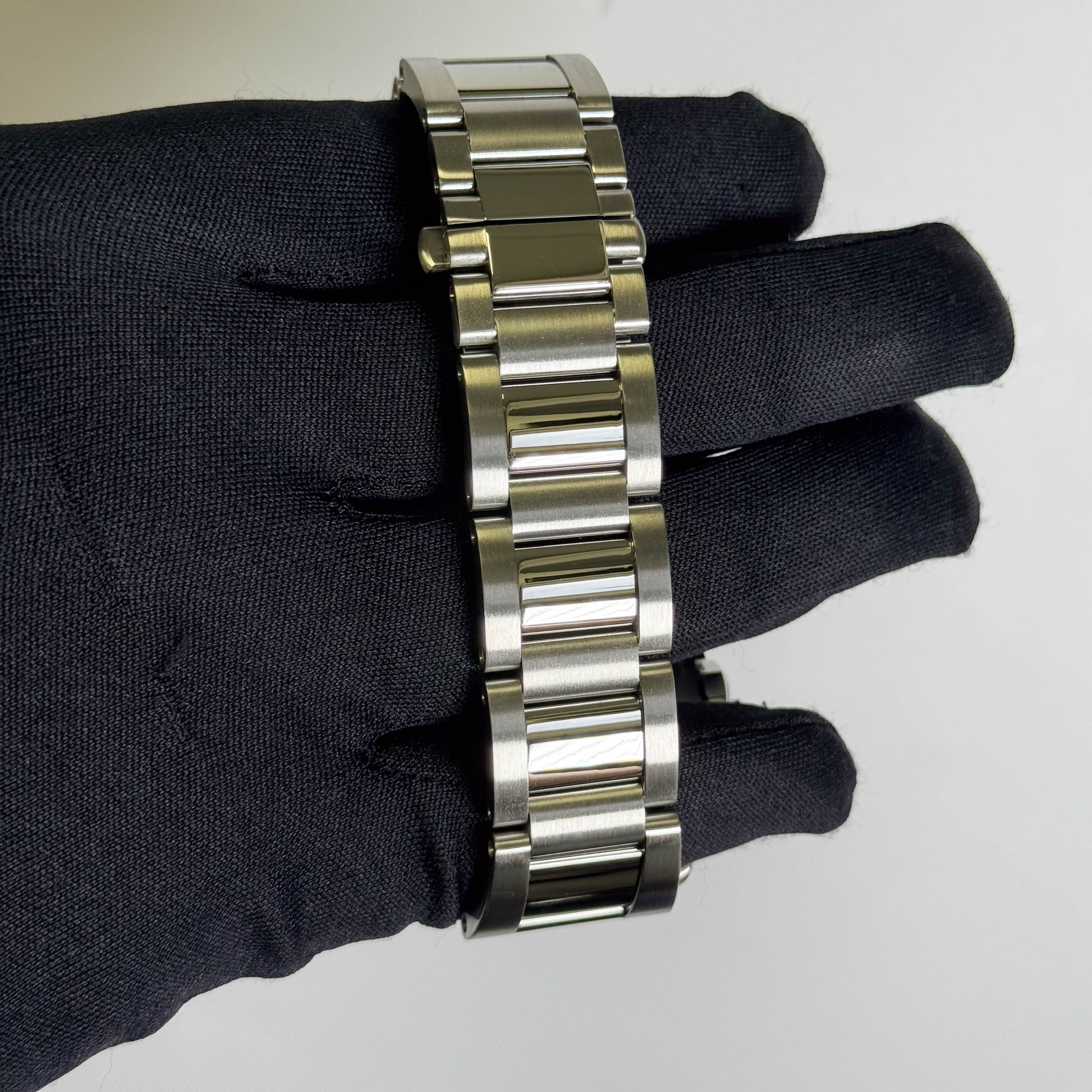 Cartier Calibre 42mm Black Dial Watch Ref# W7100016