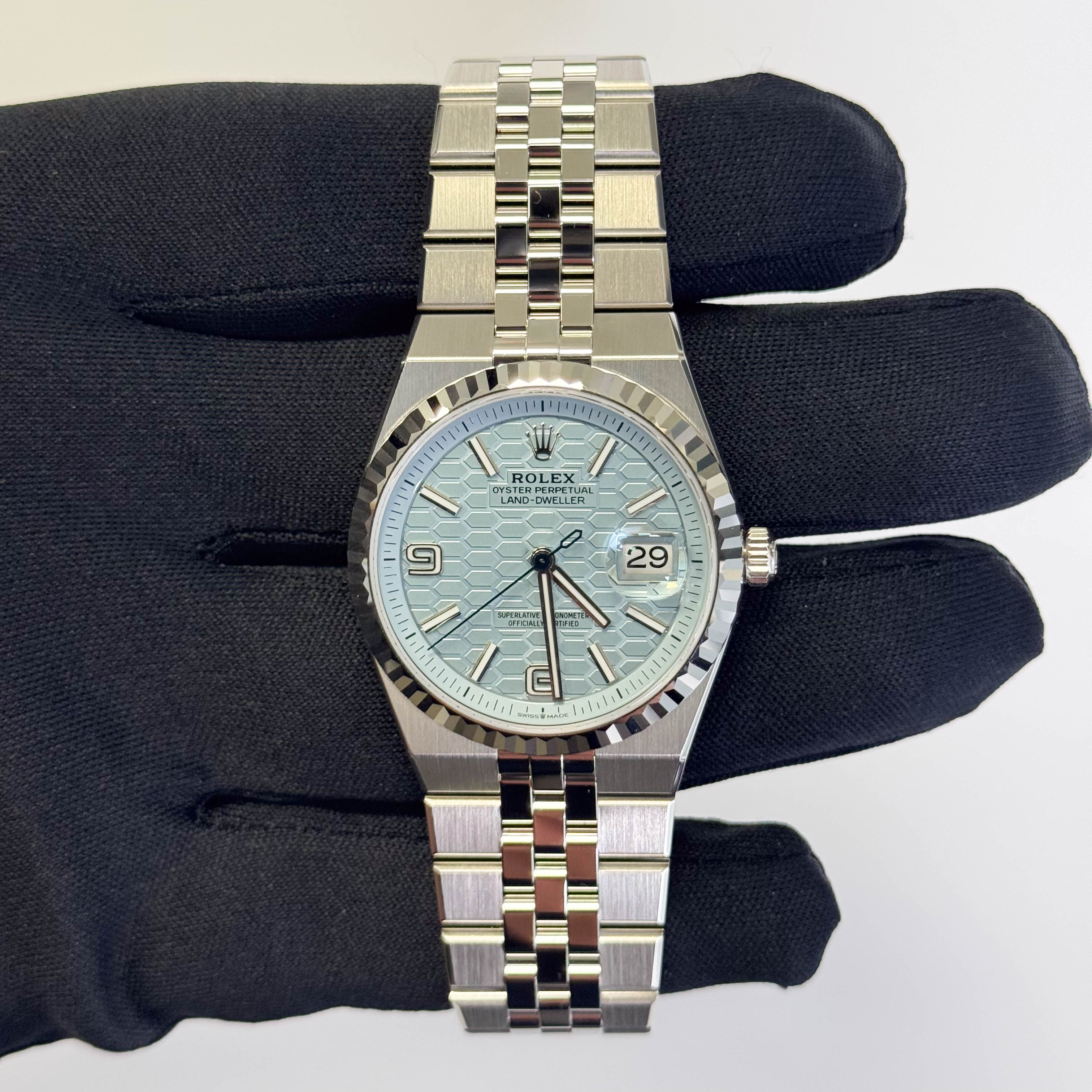 Hrk♡ Rolex Land-Dweller 36mm Ice Blue Dial Watch Ref# 127236 – Happy
