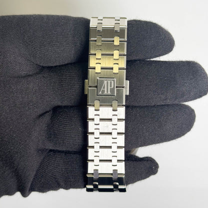 Audemars Piguet Royal Oak 41mm Silver Dial Watch Ref# 15500ST.OO.1220ST.04