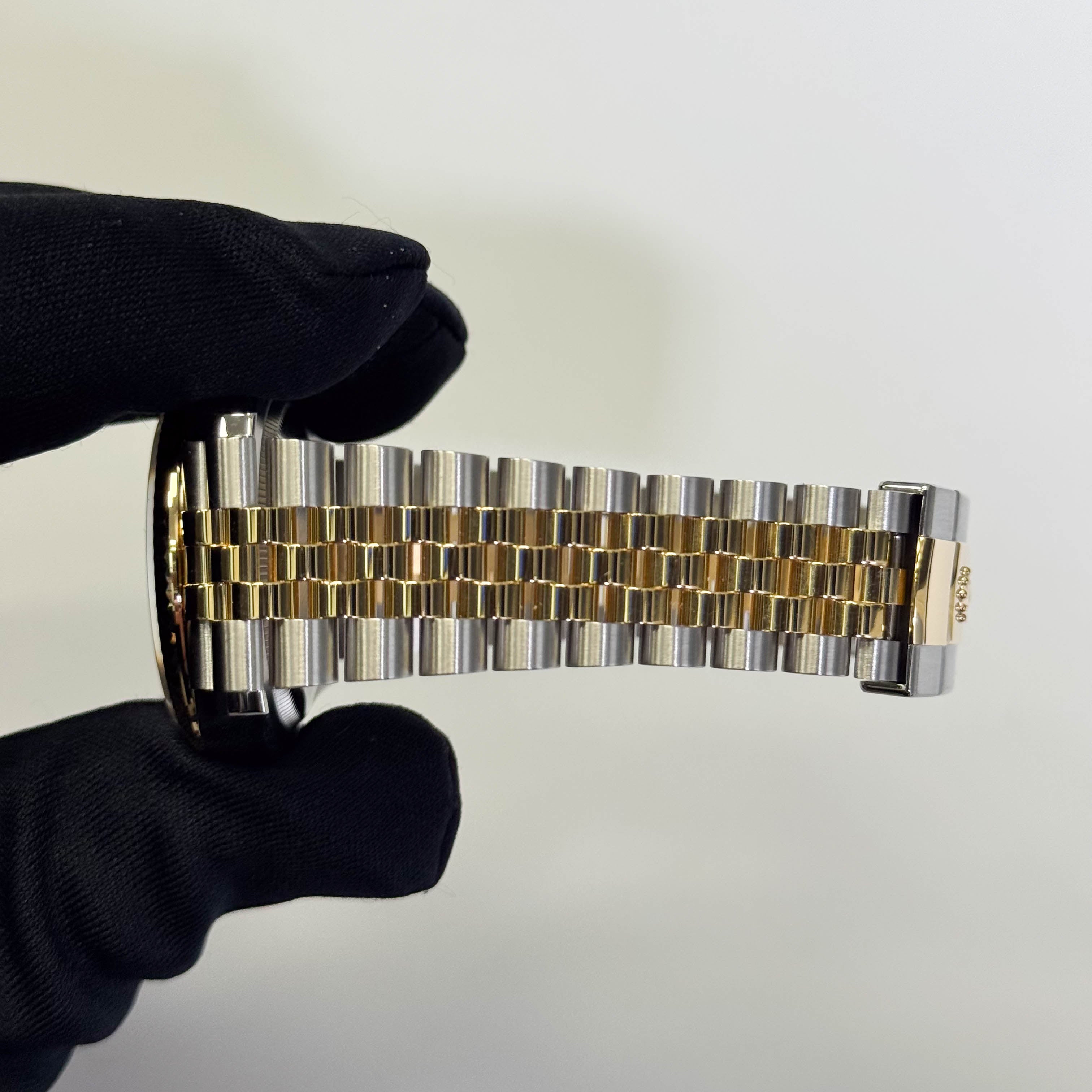 Rolex Datejust 36mm Champagne Dial Watch Ref# 126233 - Happy Jewelers Fine Jewelry Lifetime Warranty