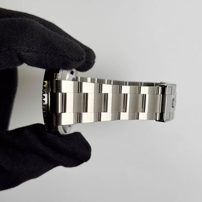 Rolex Submariner 41mm Black Dial Watch Ref# 124060