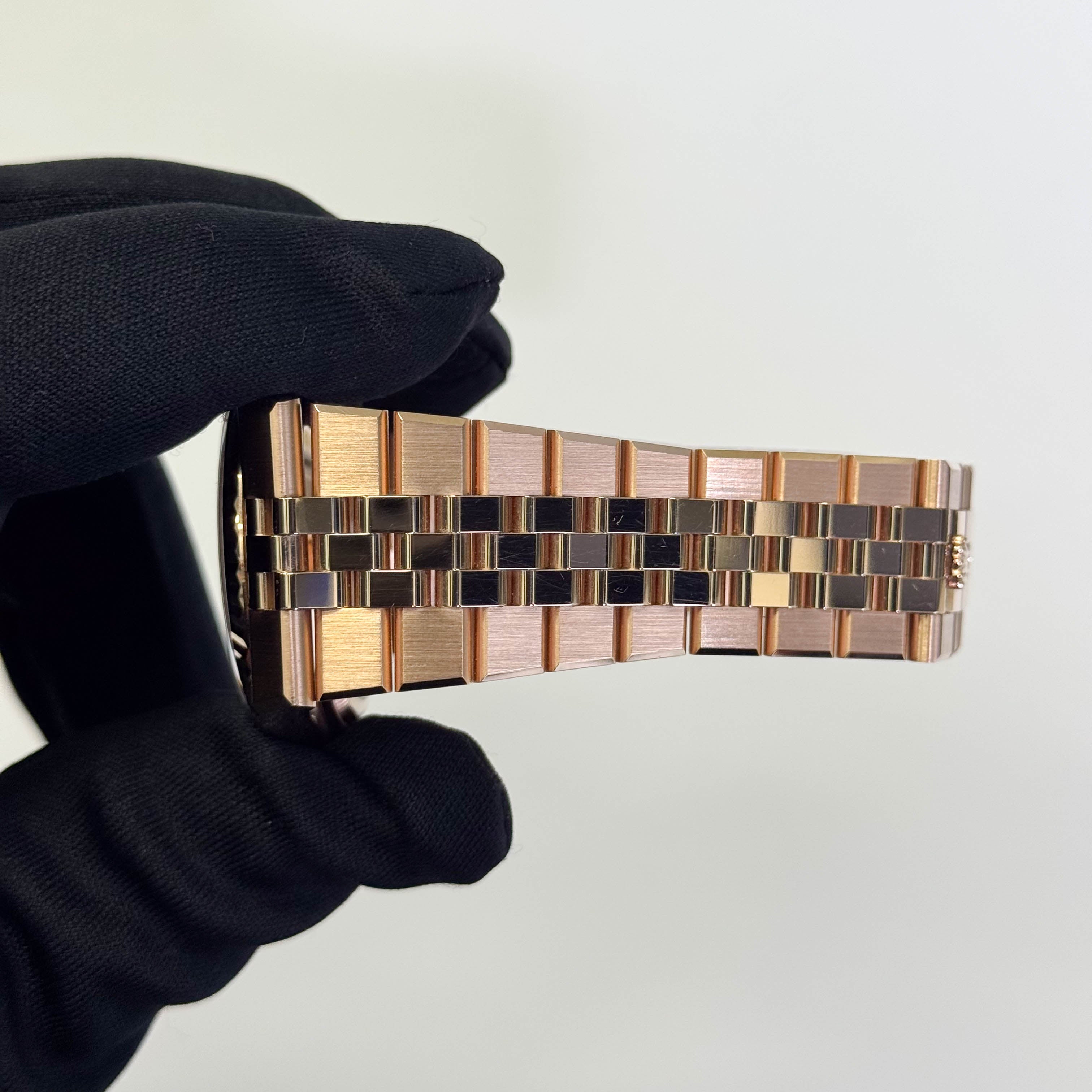 Rolex Land-Dweller 40mm White Dial Watch Ref# 127335