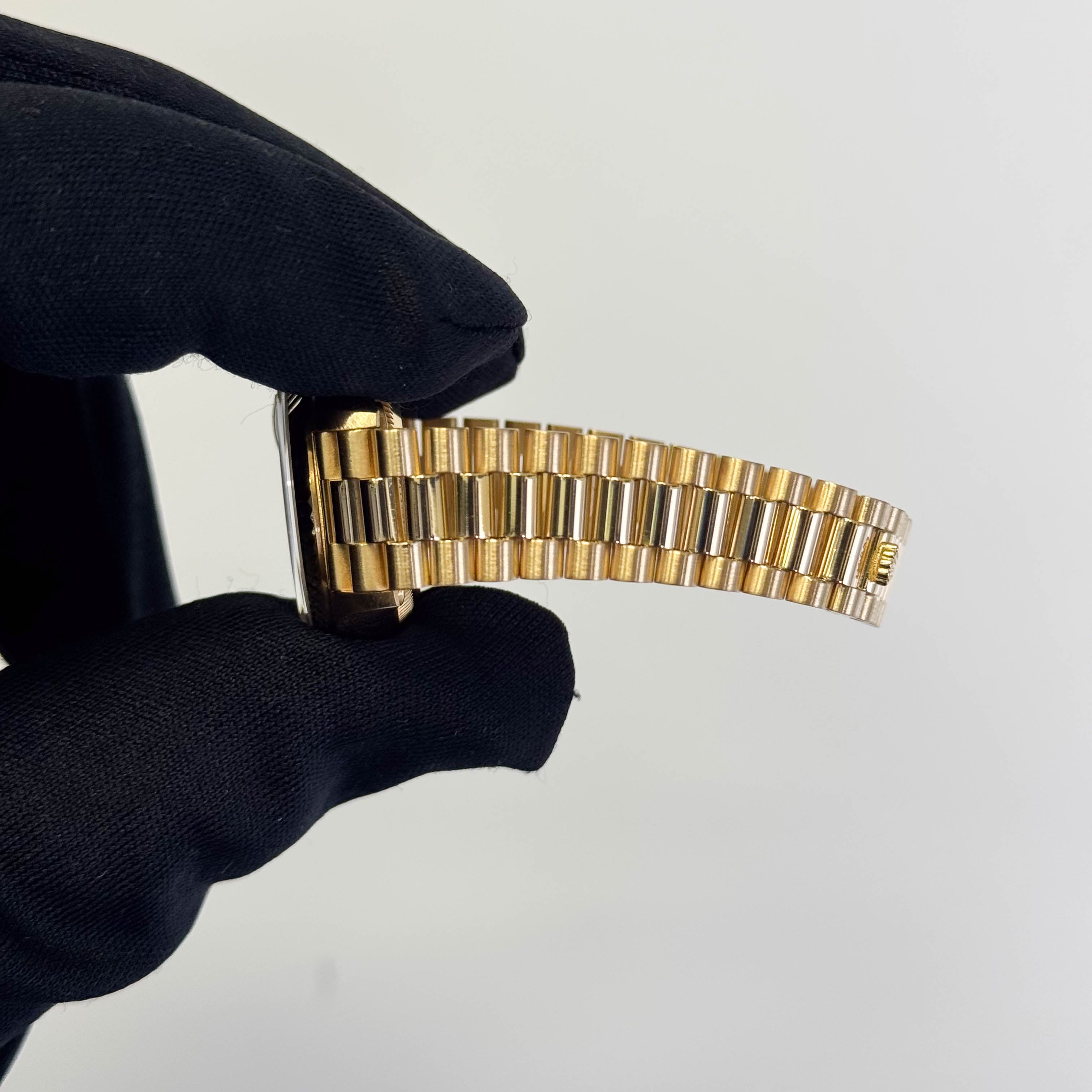 Rolex Datejust 26mm Champagne Dial Watch Ref#  69178 - Happy Jewelers Fine Jewelry Lifetime Warranty