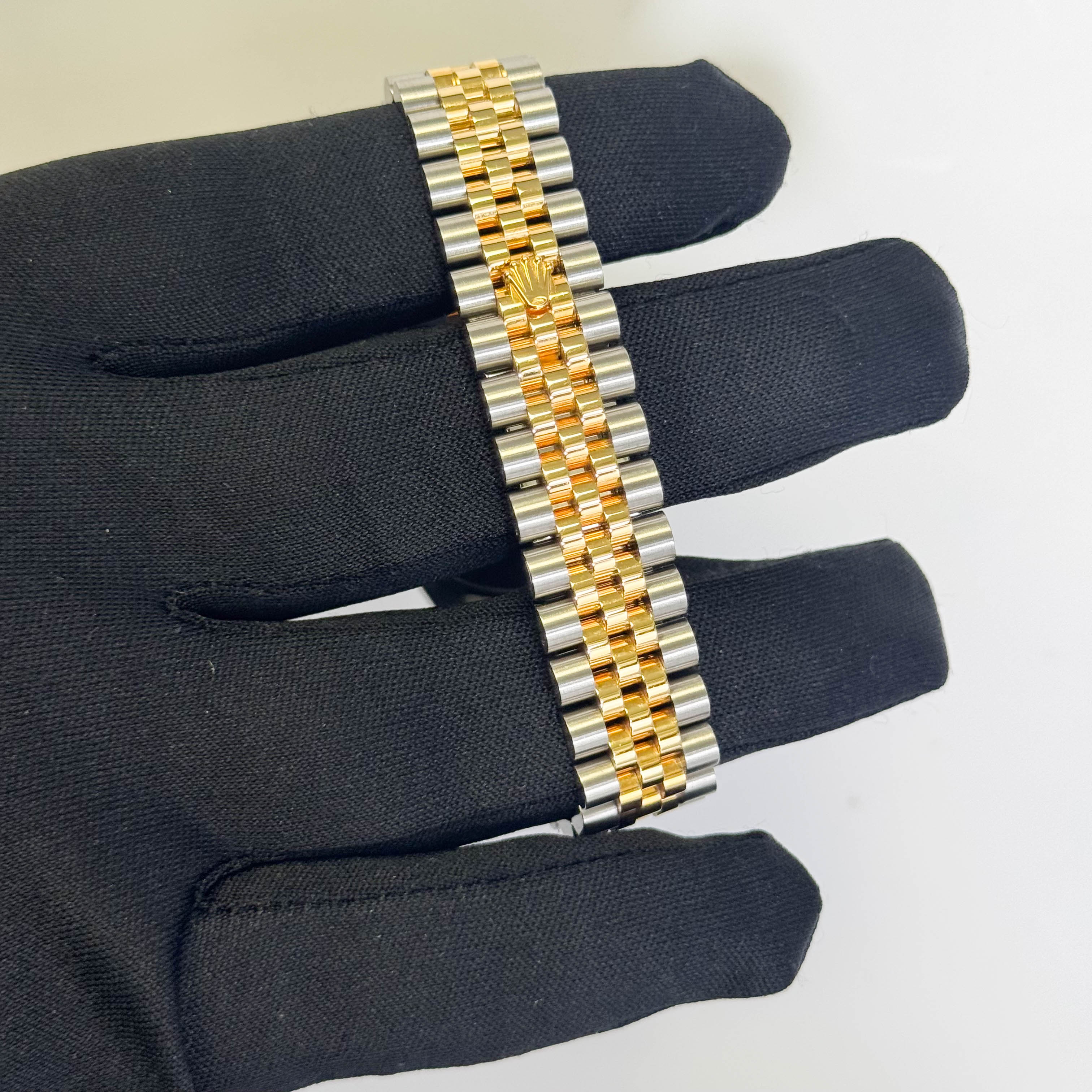 Rolex Datejust 31mm White Dial Watch Ref# 278273