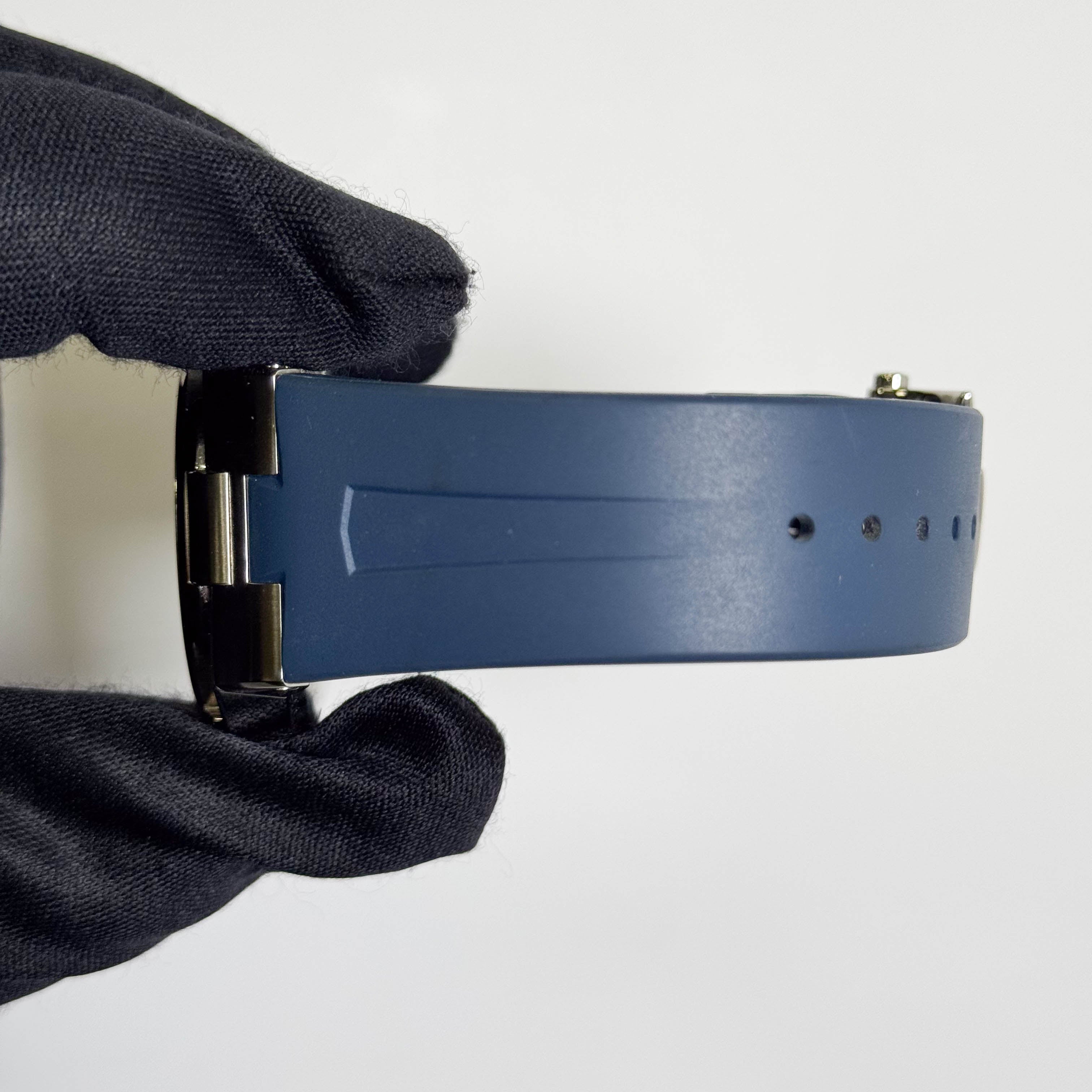 Vacheron Constantin Overseas 42mm Blue Dial Watch Ref# 49150/000A-9745 - Happy Jewelers Fine Jewelry Lifetime Warranty